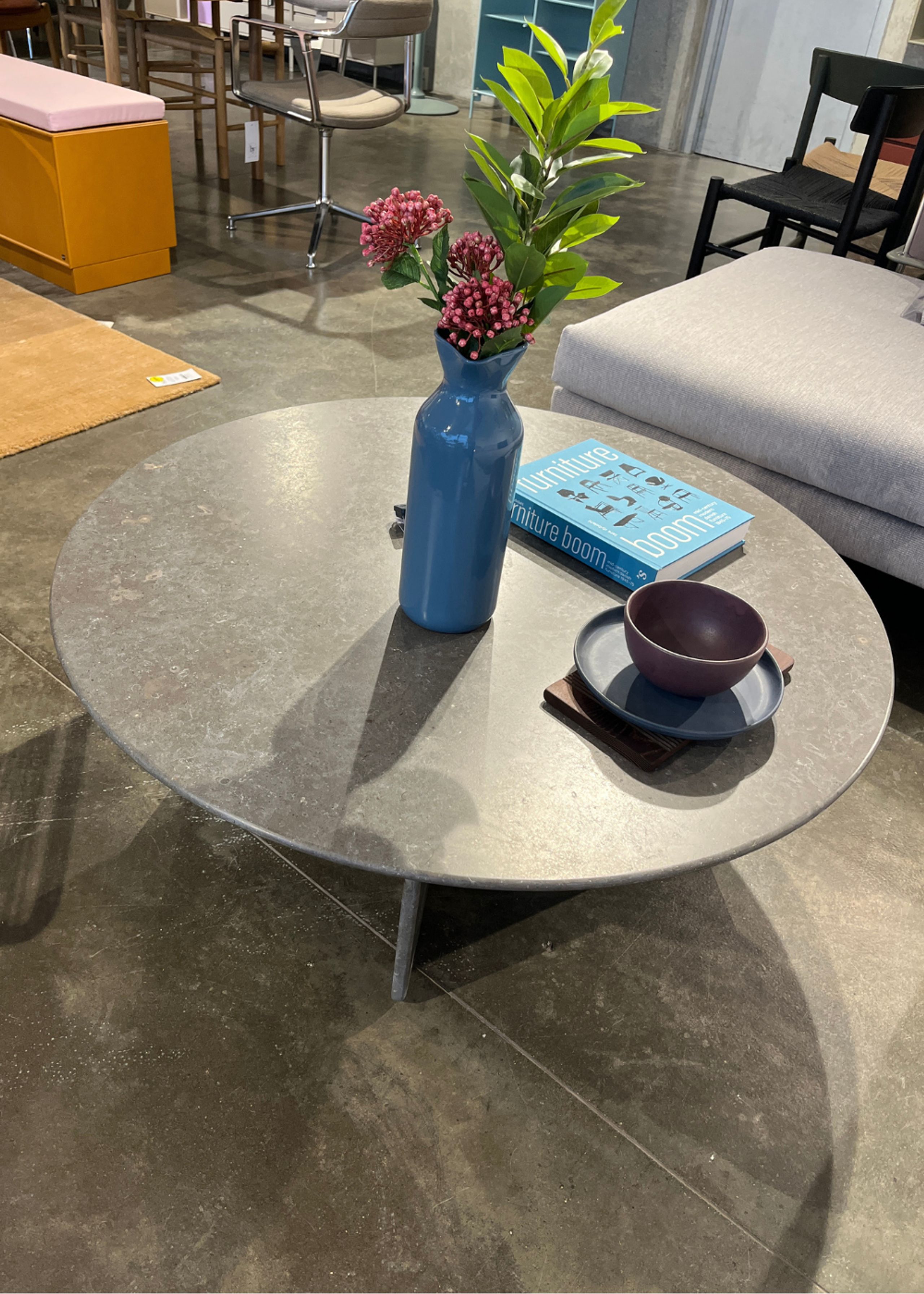 Fredericia Furniture - Coffee table - Tableau Coffee Table 1960 by Space Copenhagen - Dark Atlantico Limestone - Showroom Model