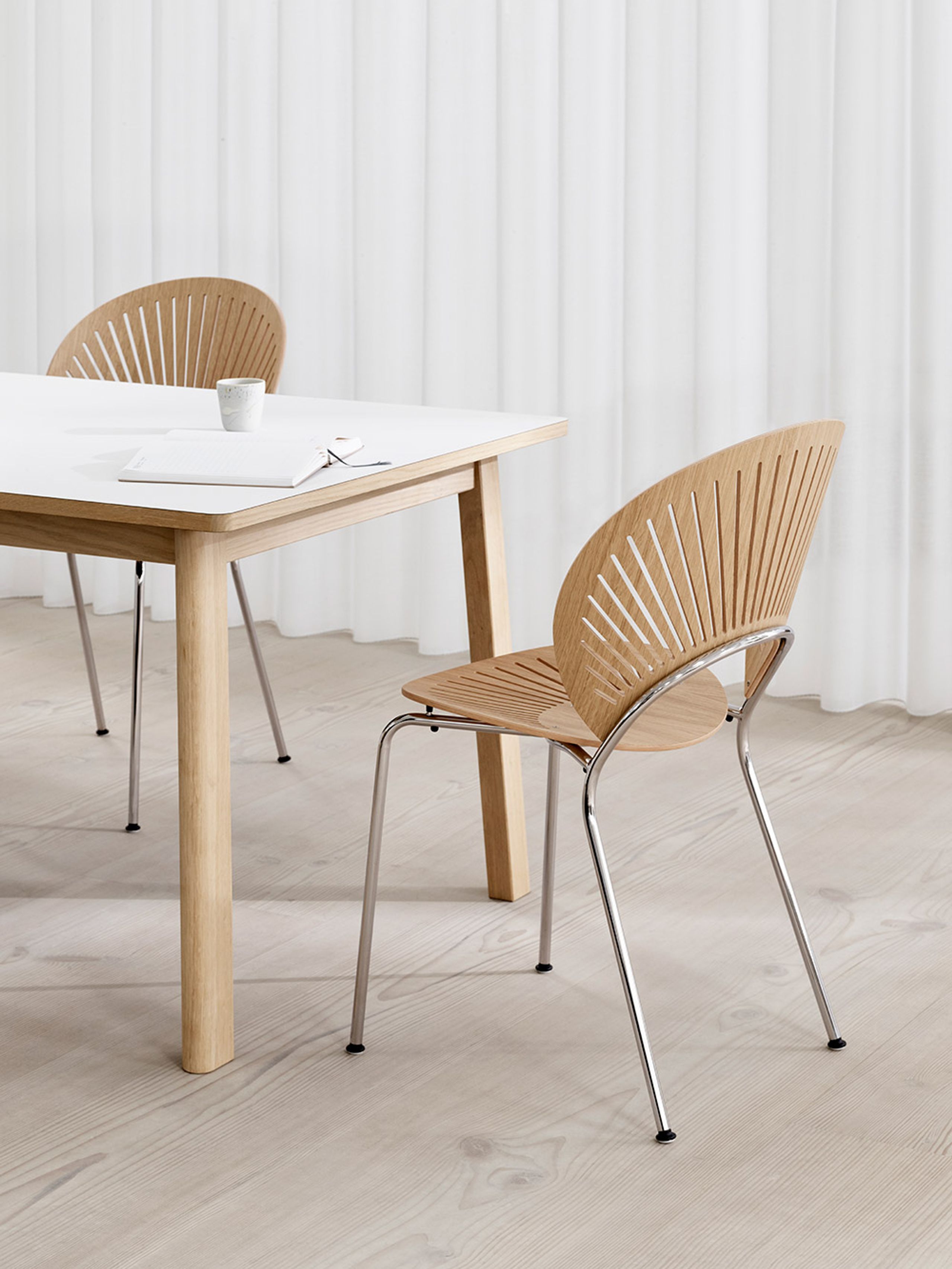 Fredericia Furniture - Dining Table - Ana Table 6490 by Arde - Soaped Oak / Almond