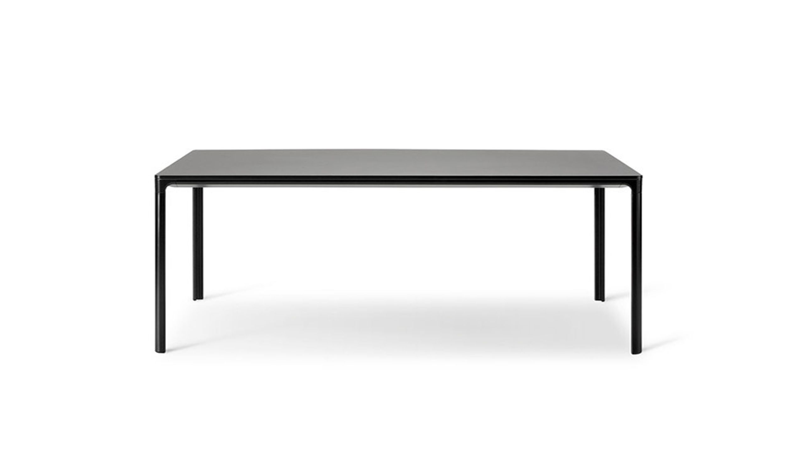 Fredericia Furniture - Tavolo da pranzo - MESA Table 4618 by Jørgen Gammelgaard - Black Linoleum / Black Aluminium