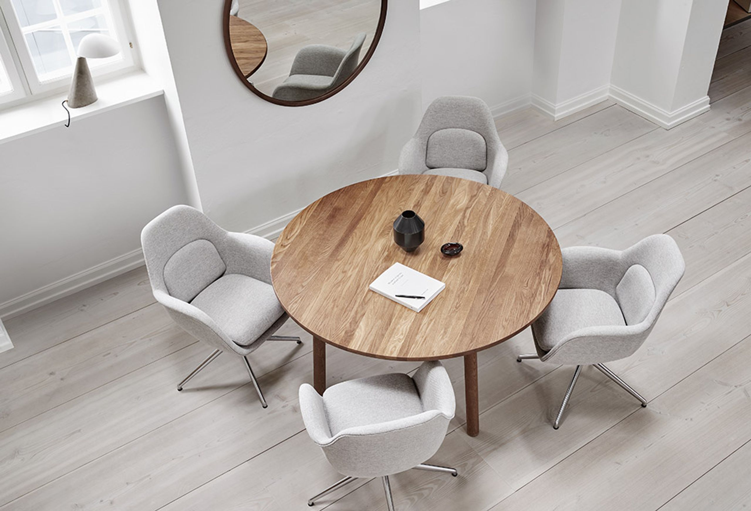 Fredericia Furniture - Dining Table - Taro Table 6121 by Jasper Morrison - Oiled Smoked Oak