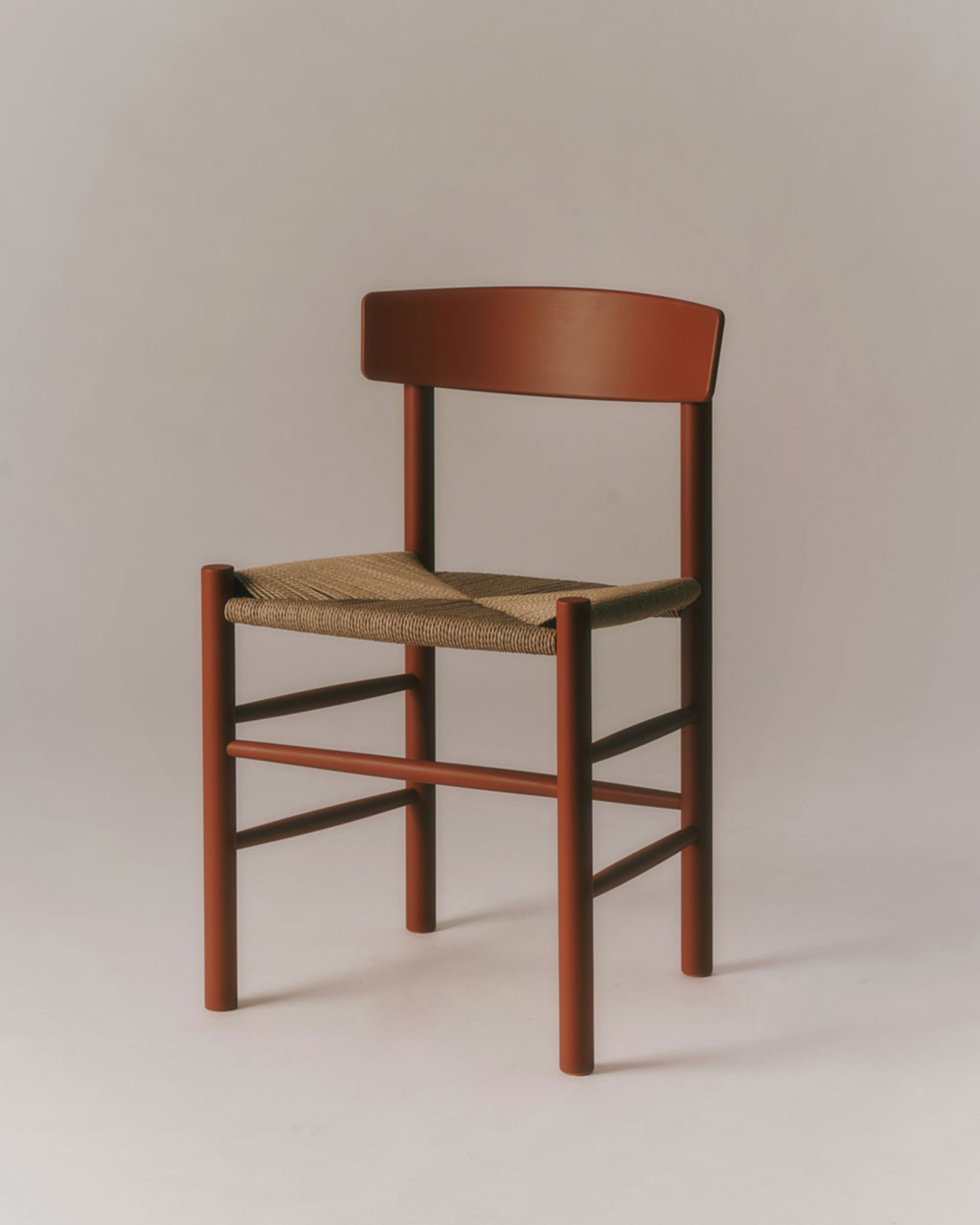 Fredericia Furniture - Eetkamerstoel - J39 Mogensen Chair 3239 by Børge Mogensen - Black Beech / Natural Paper Cord