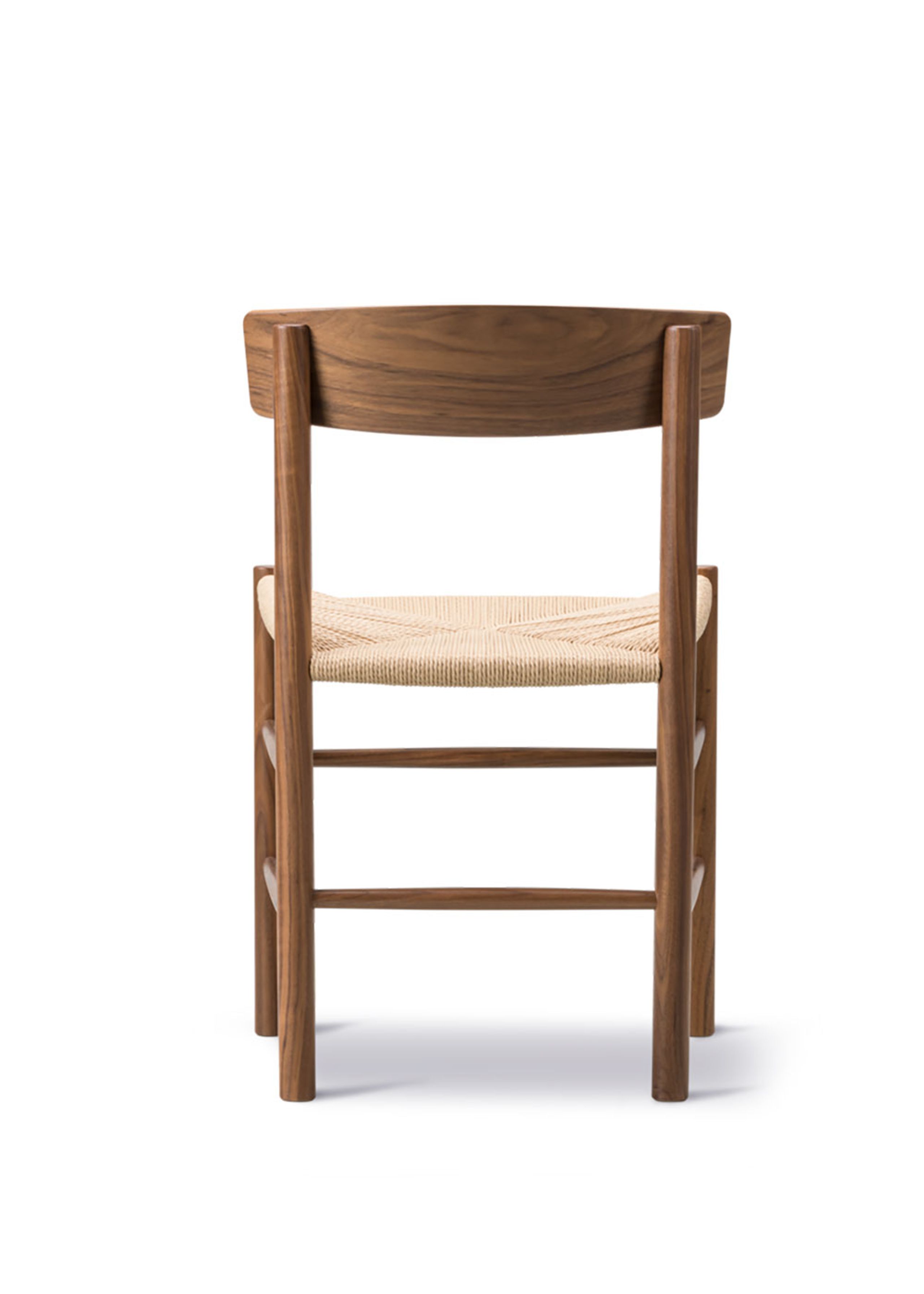 Fredericia Furniture - Spisebordsstol - J39 Folkestolen 3239 af Børge Mogensen - Oiled Walnut / Natural Paper Cord