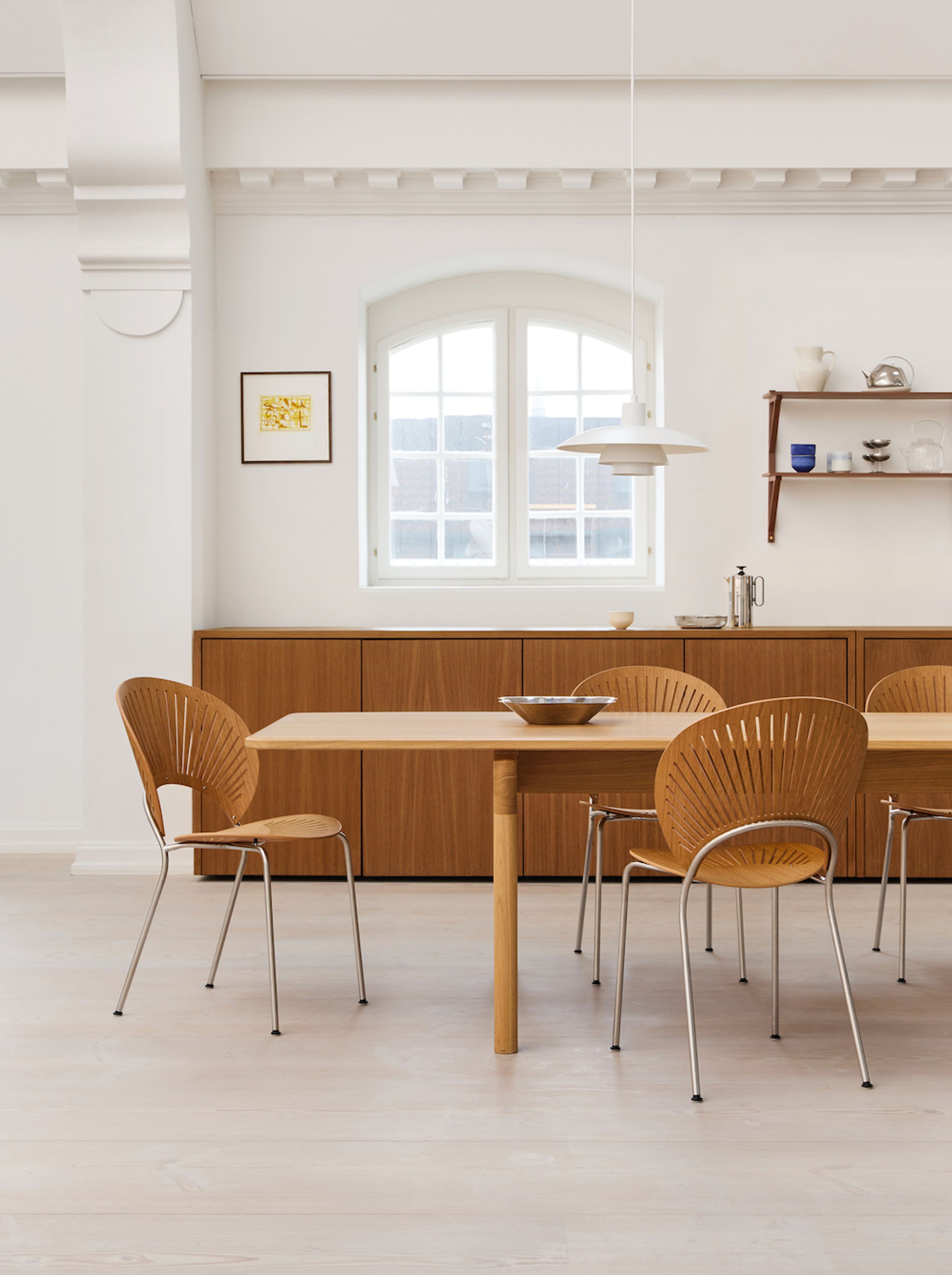 Fredericia Furniture - Dining chair - Trinidad Chair 3398 by Nanna Ditzel - Lacquered Beech