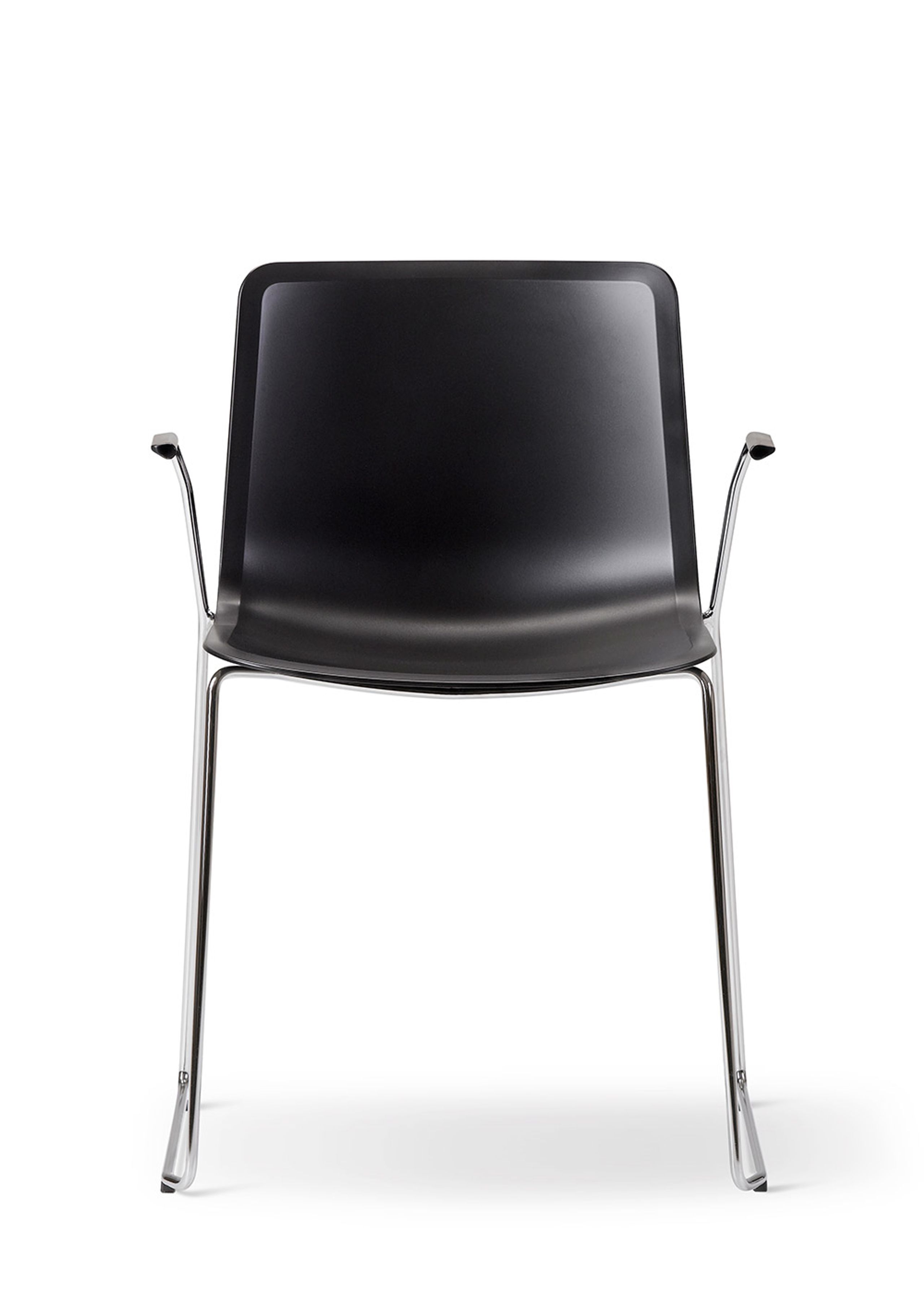 Fredericia Furniture - Chaise à manger - Pato Sledge Armchair 4110 by Welling/Ludvik - Black