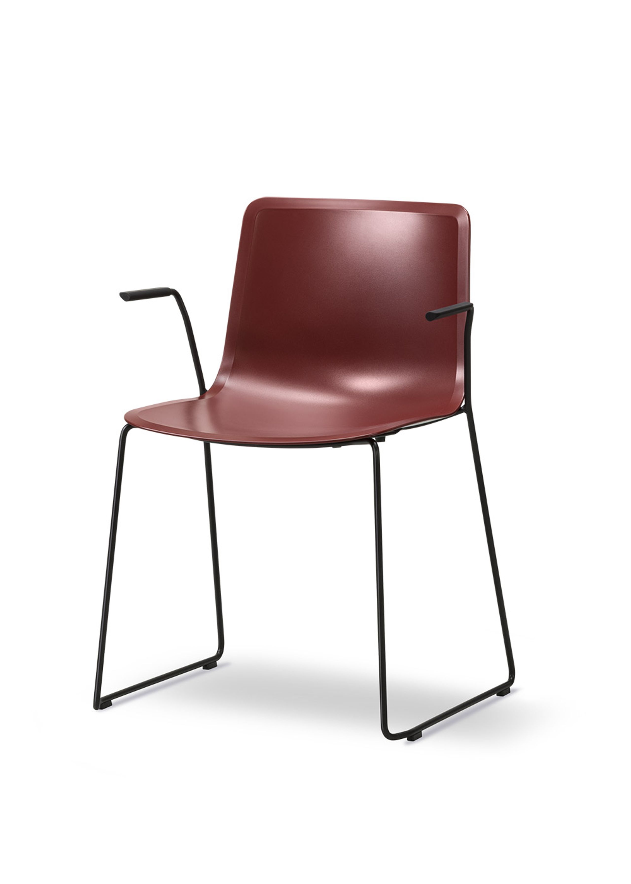 Fredericia Furniture - Dining chair - Pato Sledge Armchair 4110 by Welling/Ludvik - Dark Red