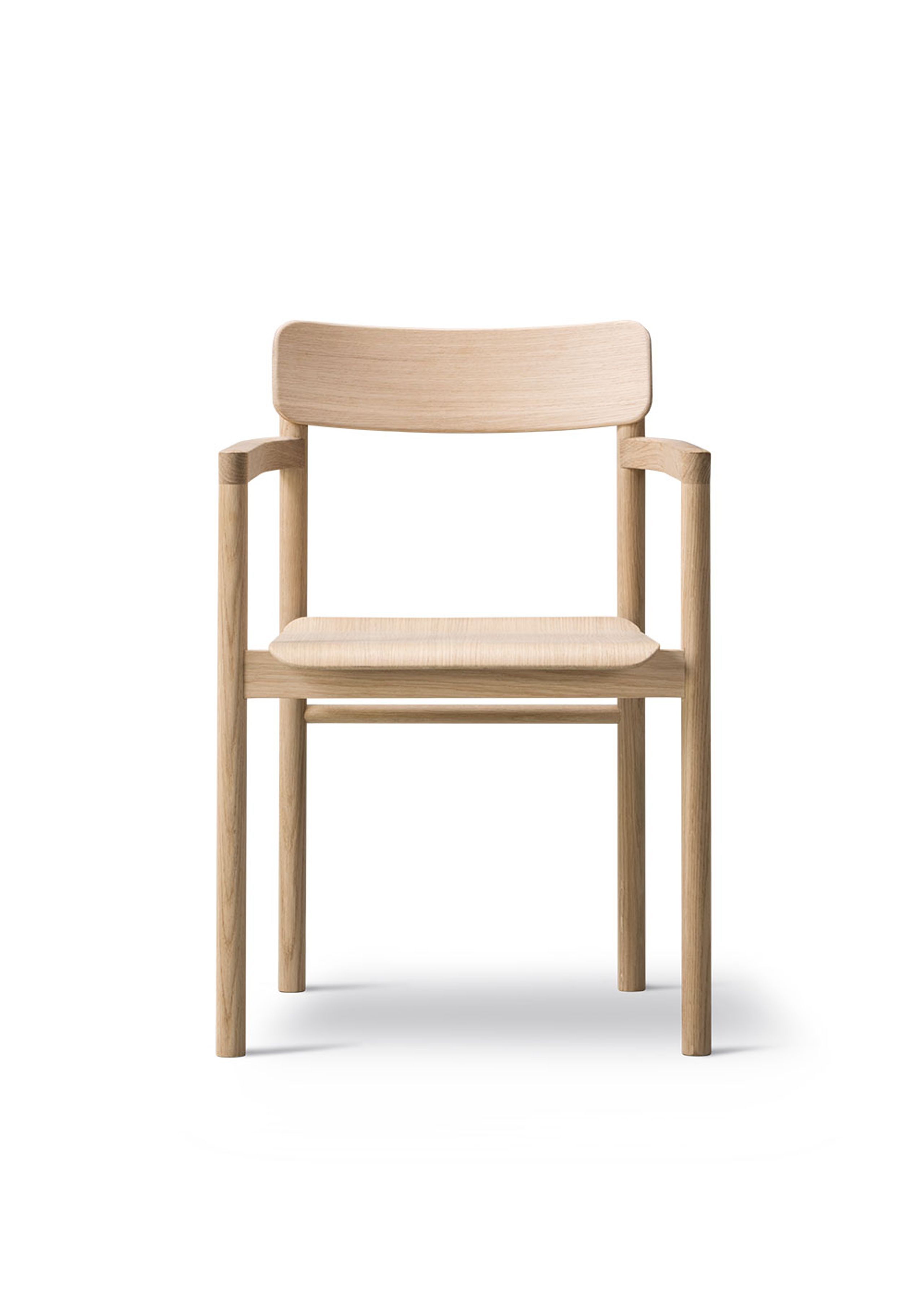 Fredericia Furniture - Chair - Post Chair 3445 by Cecilie Manz - Lacquered Oak