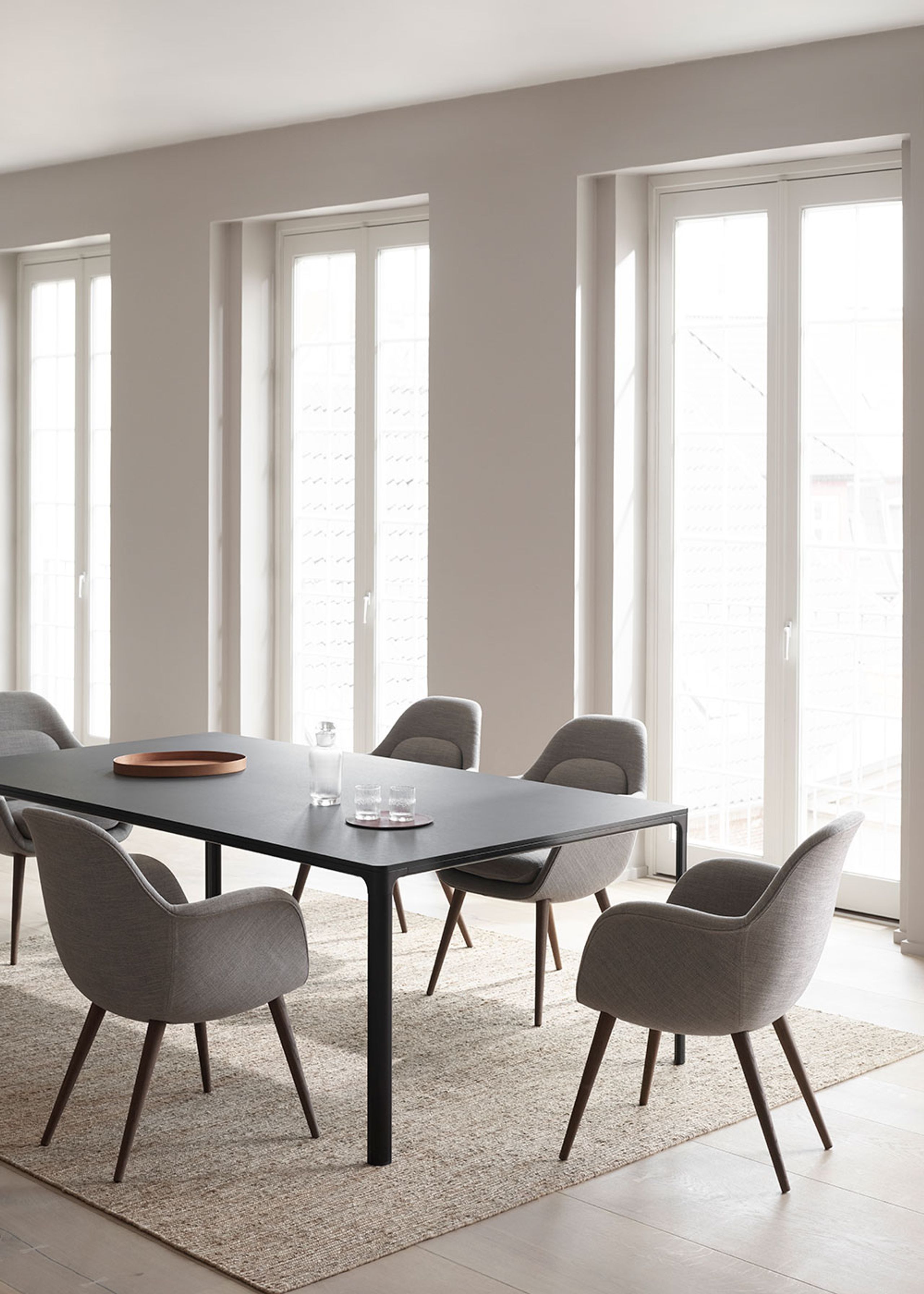 Fredericia Furniture - Jídelní židle - Swoon Dining Armchair 1777 by Space Copenhagen - Sinequanon 001 / Smoked Stained Oak