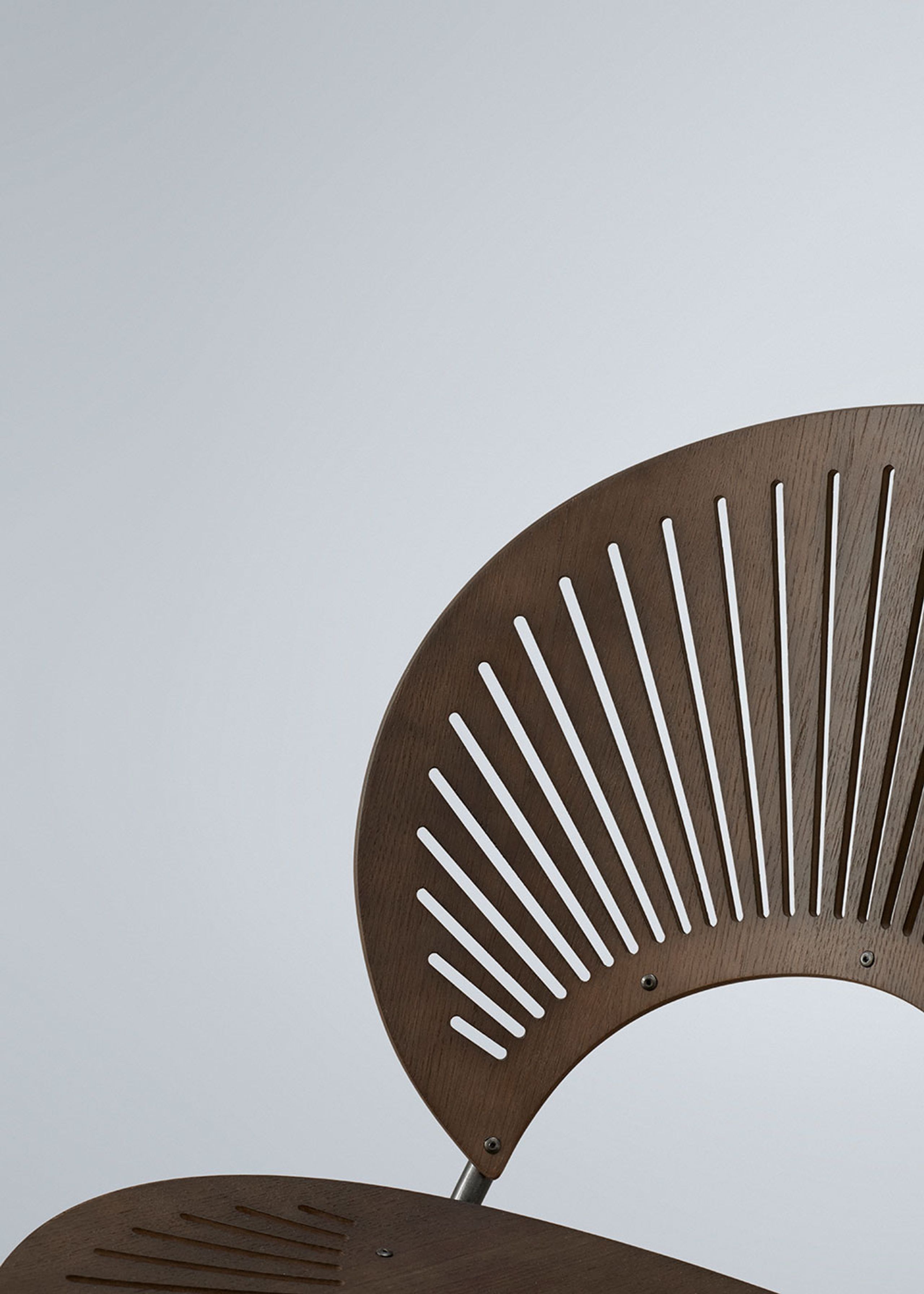 Fredericia Furniture - Chair - Trinidad Armchair 3397 by Nanna Ditzel - Vegeta 90 Natural / Lacquered Oak / Black