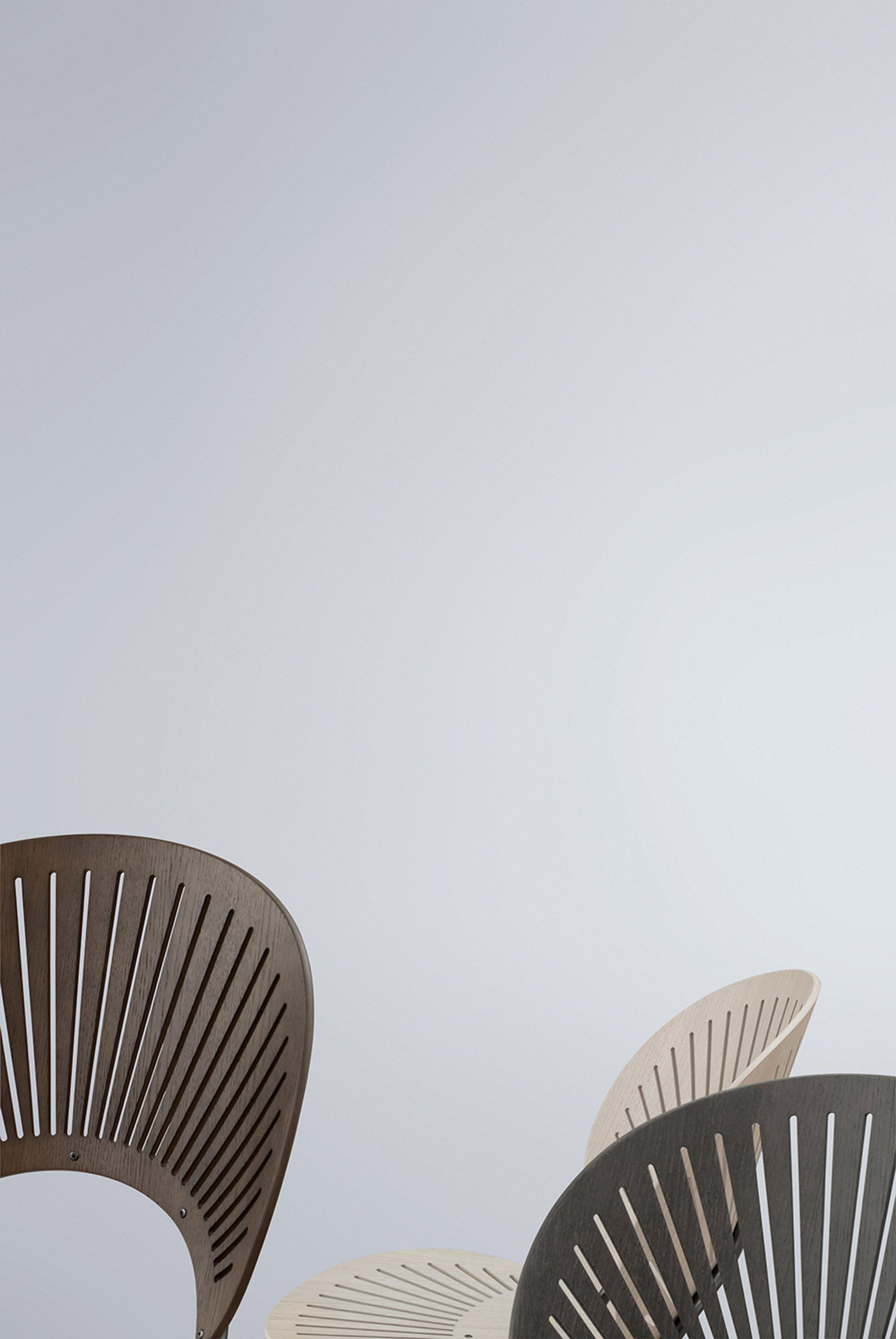 Fredericia Furniture - Jedálenská stolička - Trinidad Chair 3396 by Nanna Ditzel - Vegeta 90 Natural / Lacquered Oak / Chrome