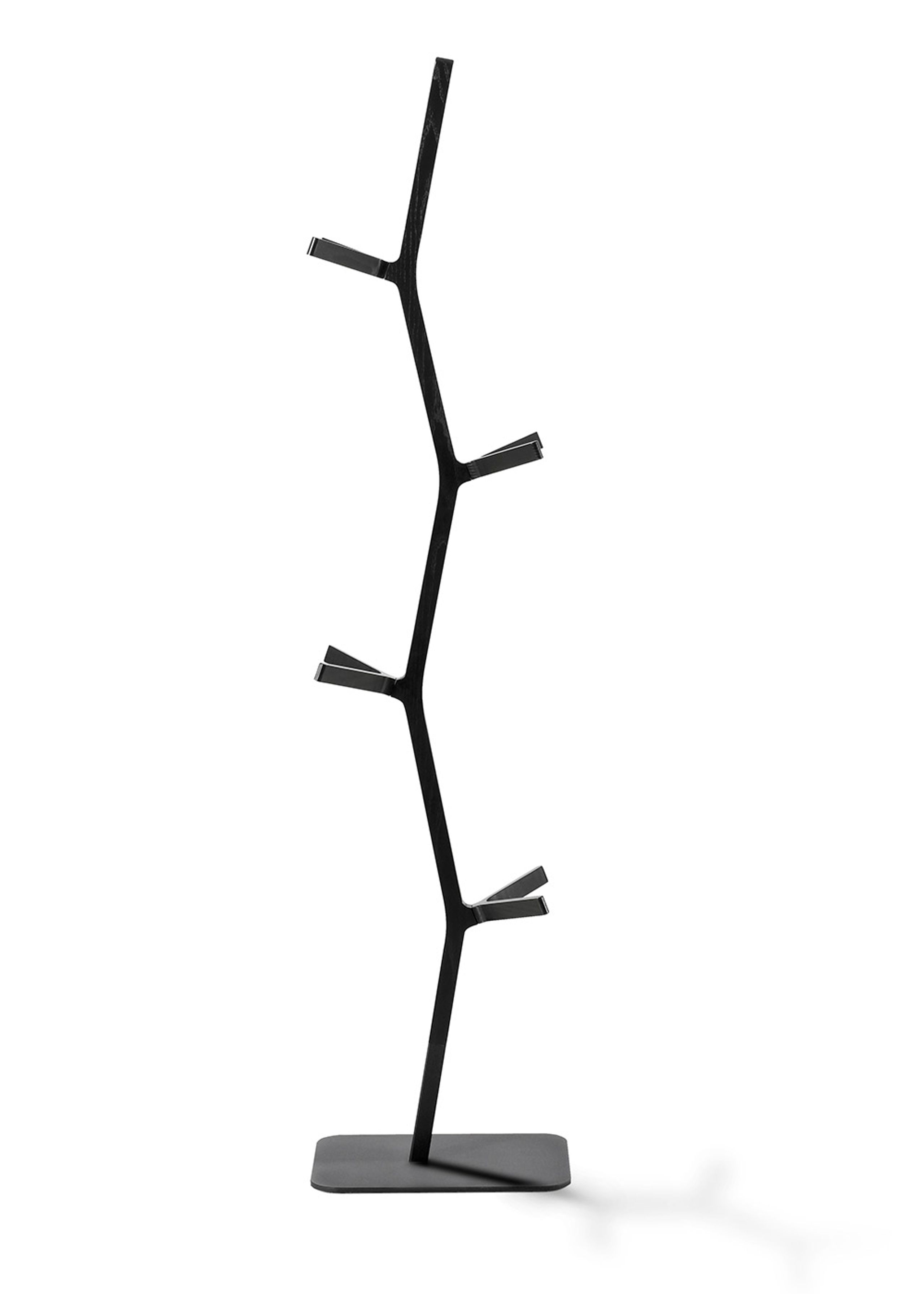 Fredericia Furniture - Stumtjener - Nara Coat Stand 1880 by Shin Azumi - Black Lacquered Ash / Black