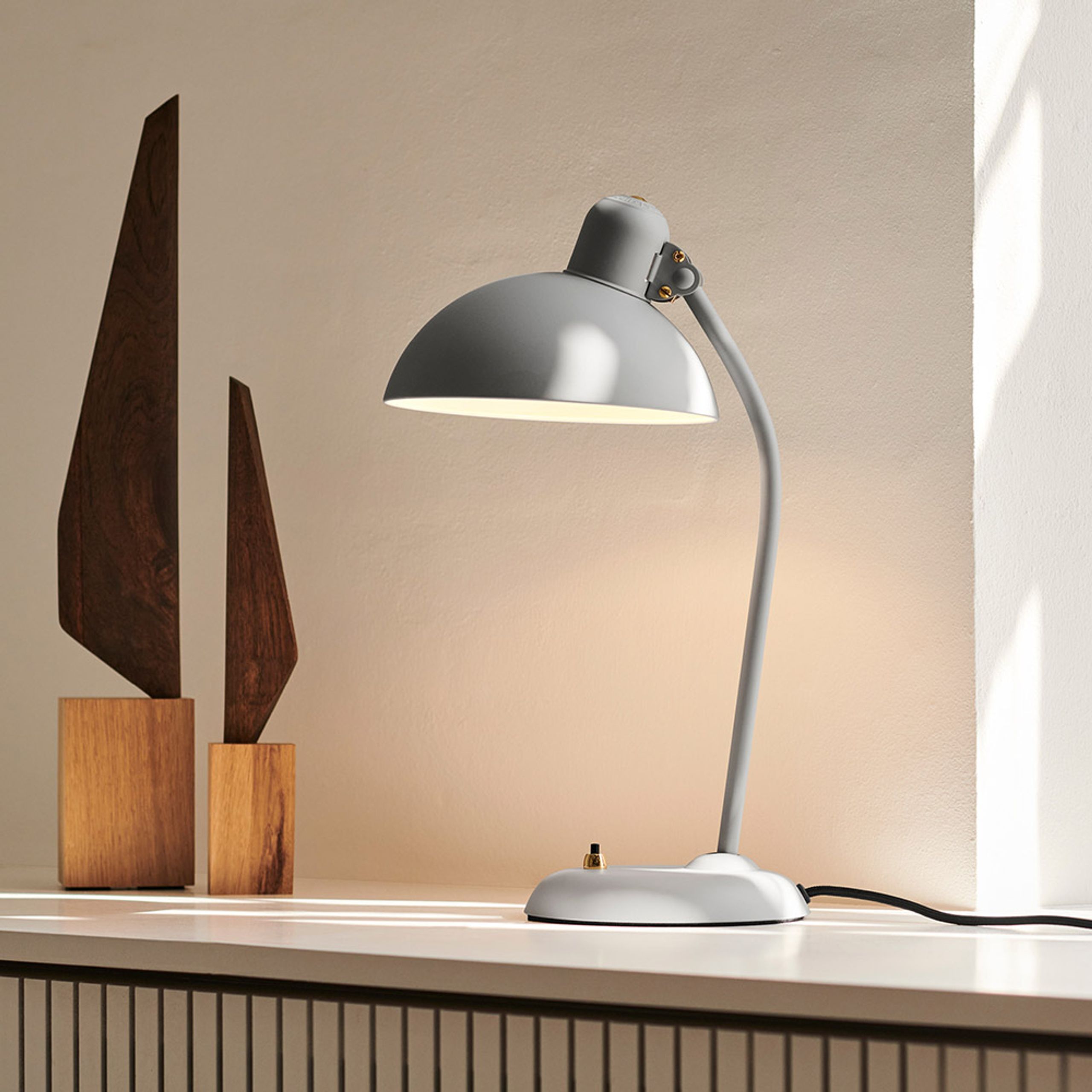 Fritz Hansen - Lampada da tavolo - KAISER idell - 6556-T - Table Lamp - Easy Grey