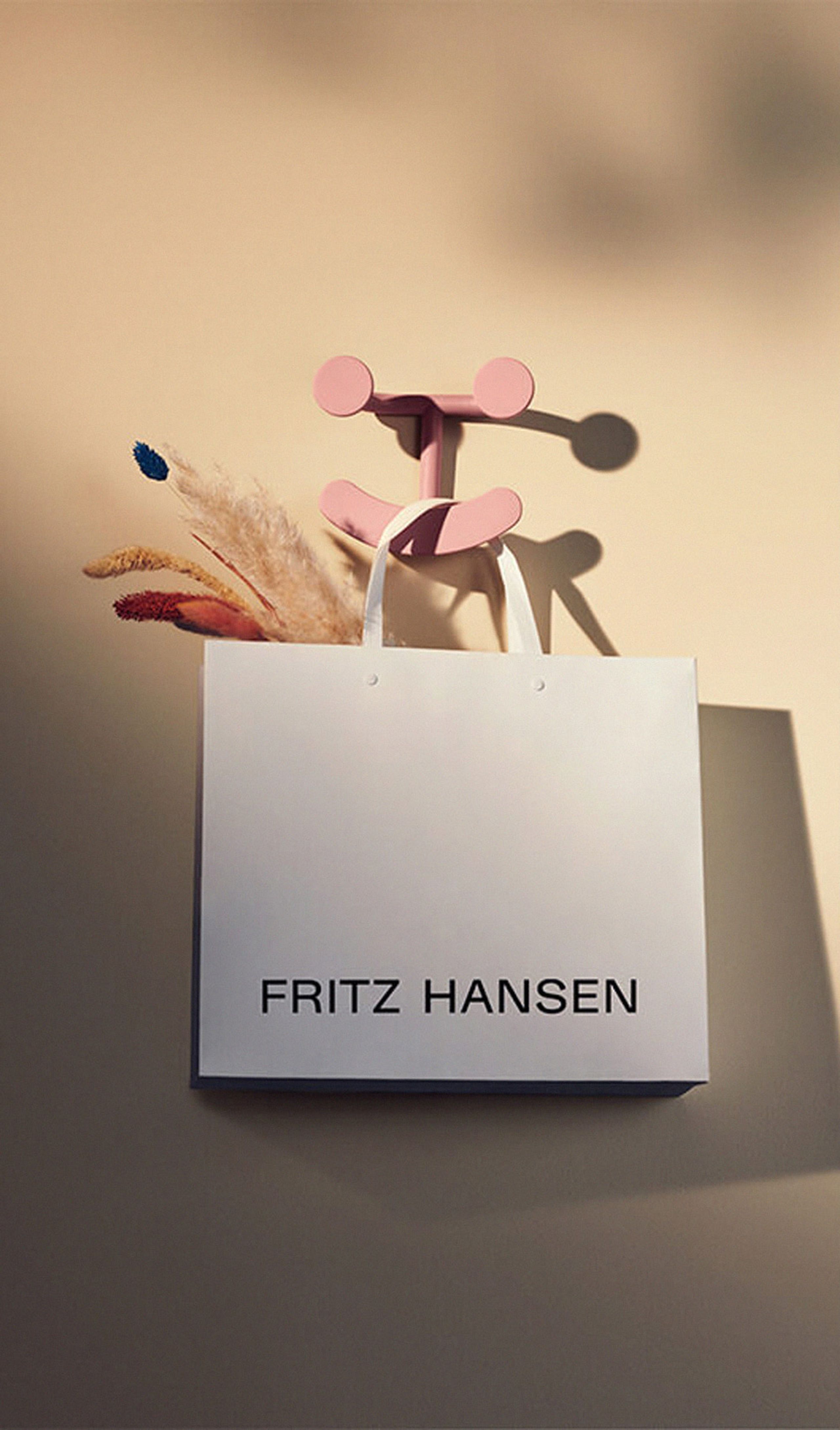 Fritz Hansen - - Happy Hook - Blush