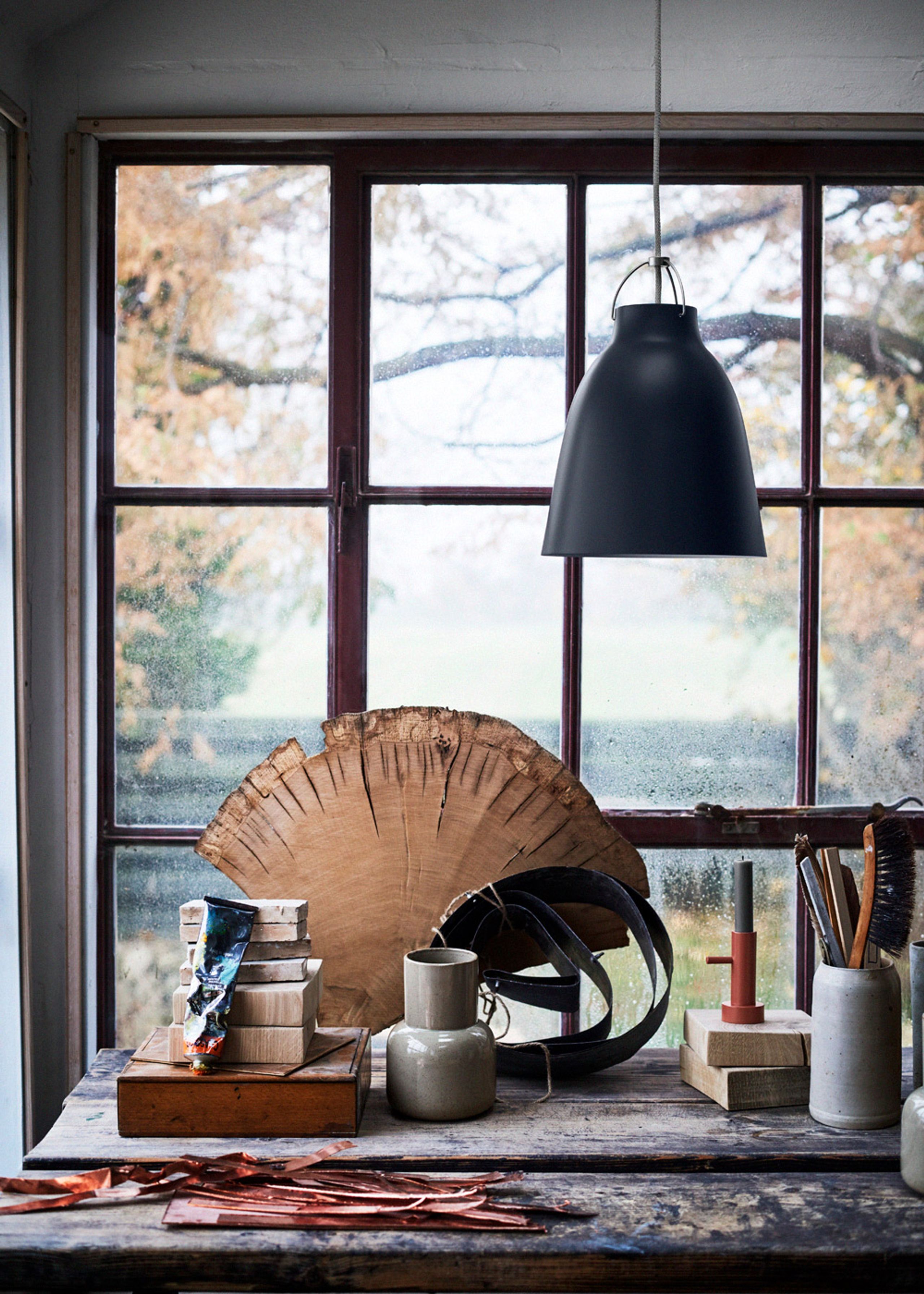 Fritz Hansen - Lampe - Caravaggio / Matt Pendant - P1 - Dark Ultramarine