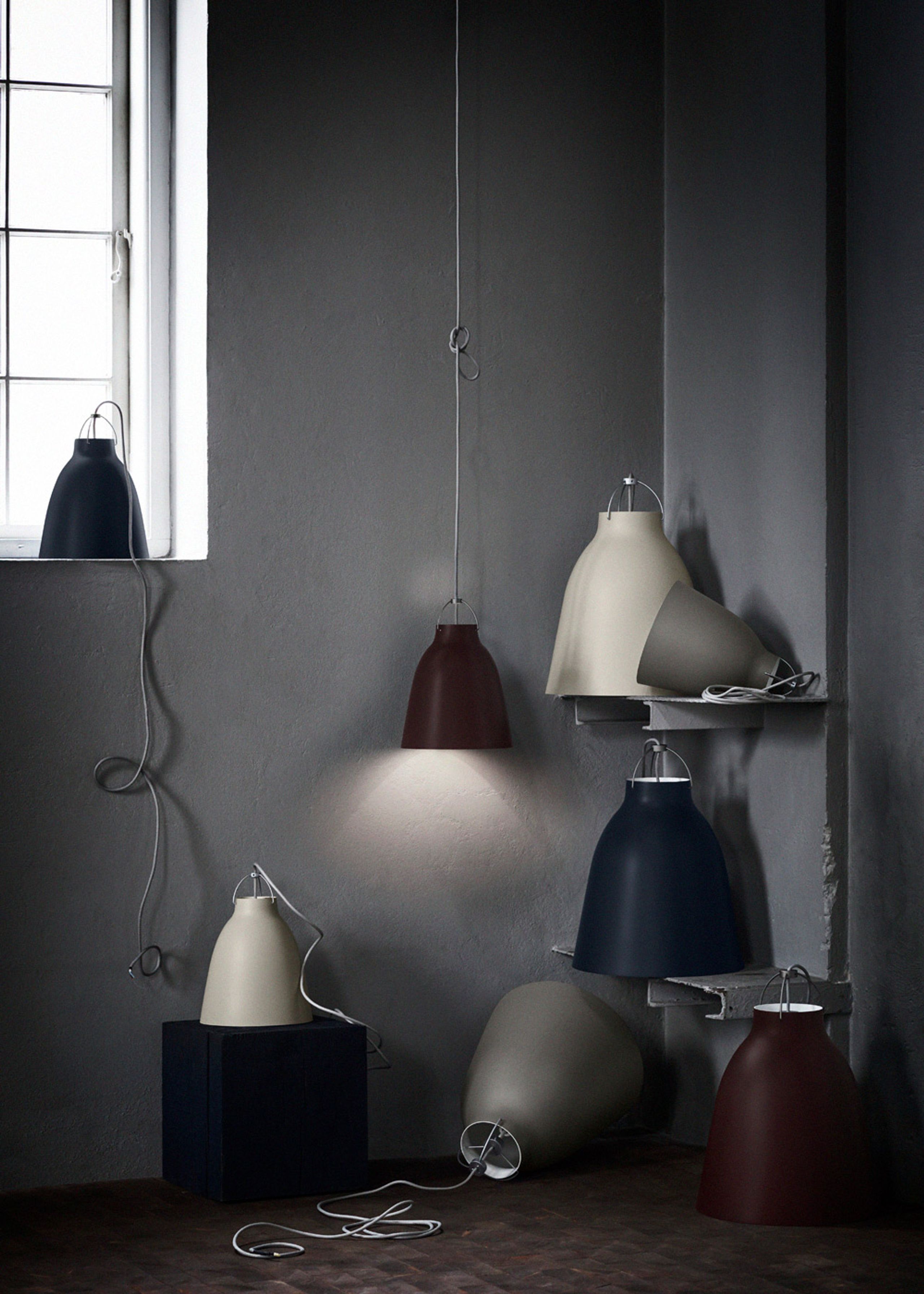 Fritz Hansen - Lampe - Caravaggio / Matt Pendant - P1 - Dark Ultramarine
