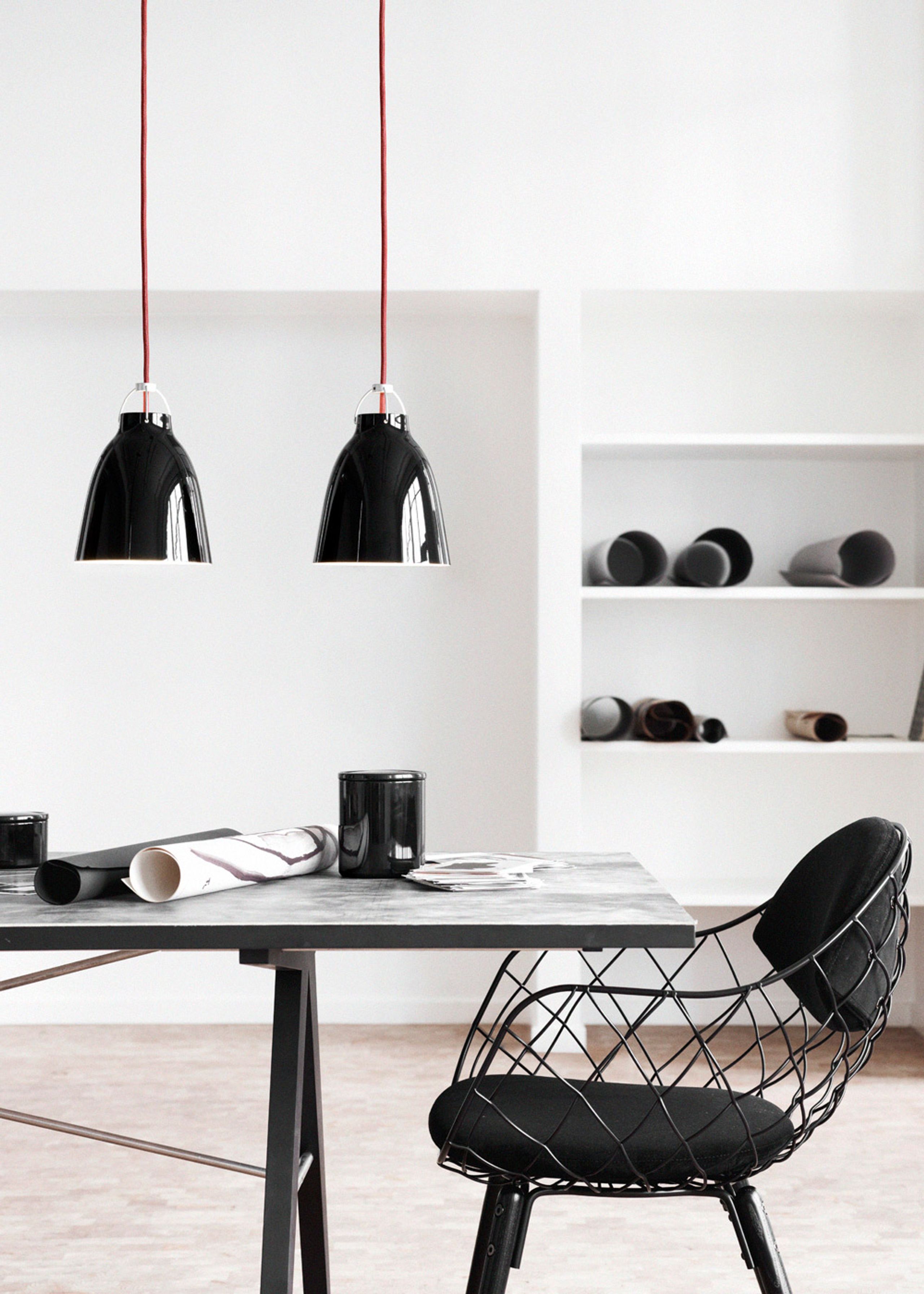 Fritz Hansen - Lamp - Caravaggio / Pendant - P1 - Black/Red