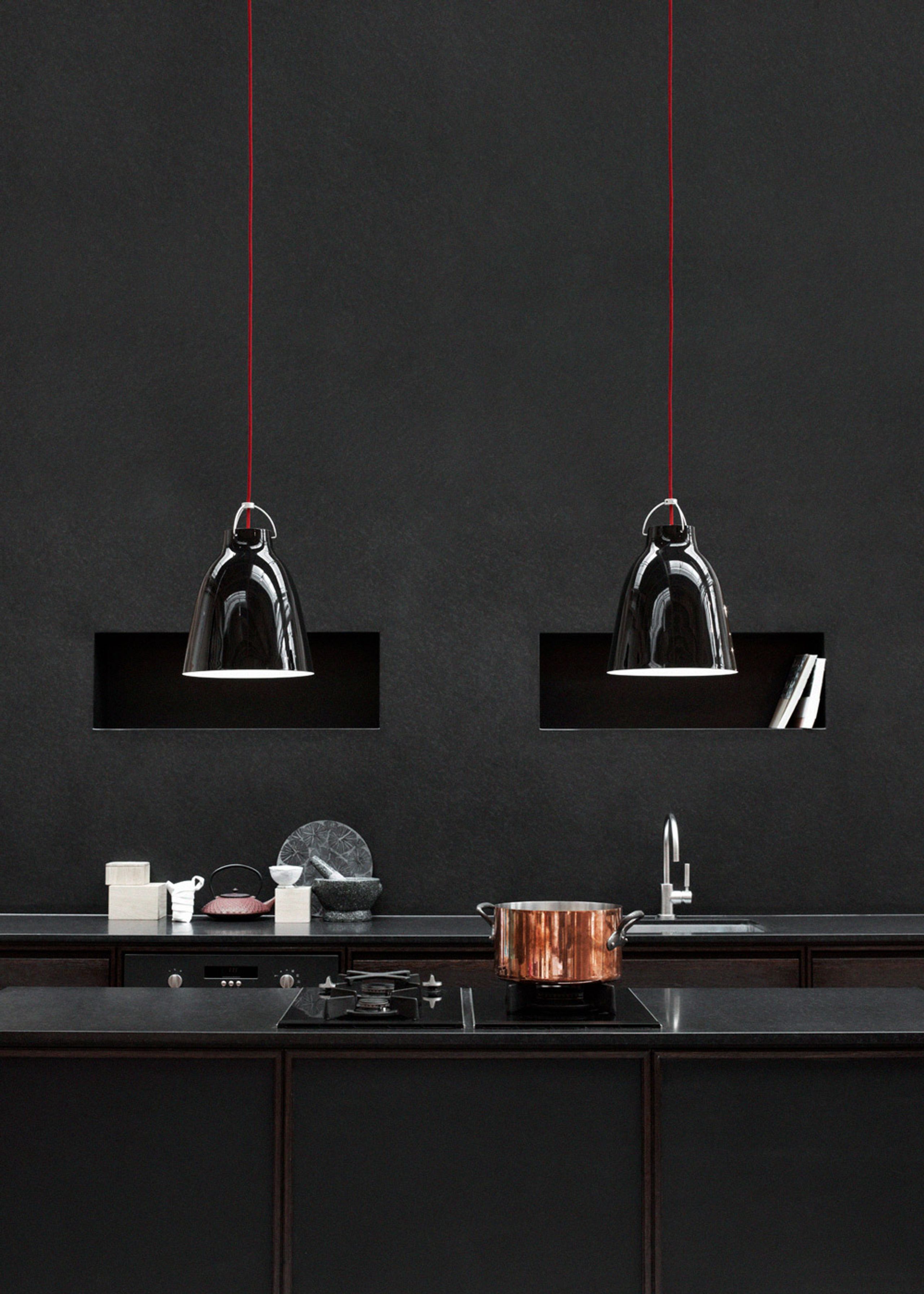 Fritz Hansen - Lamp - Caravaggio / Pendant - P1 - Black/Red