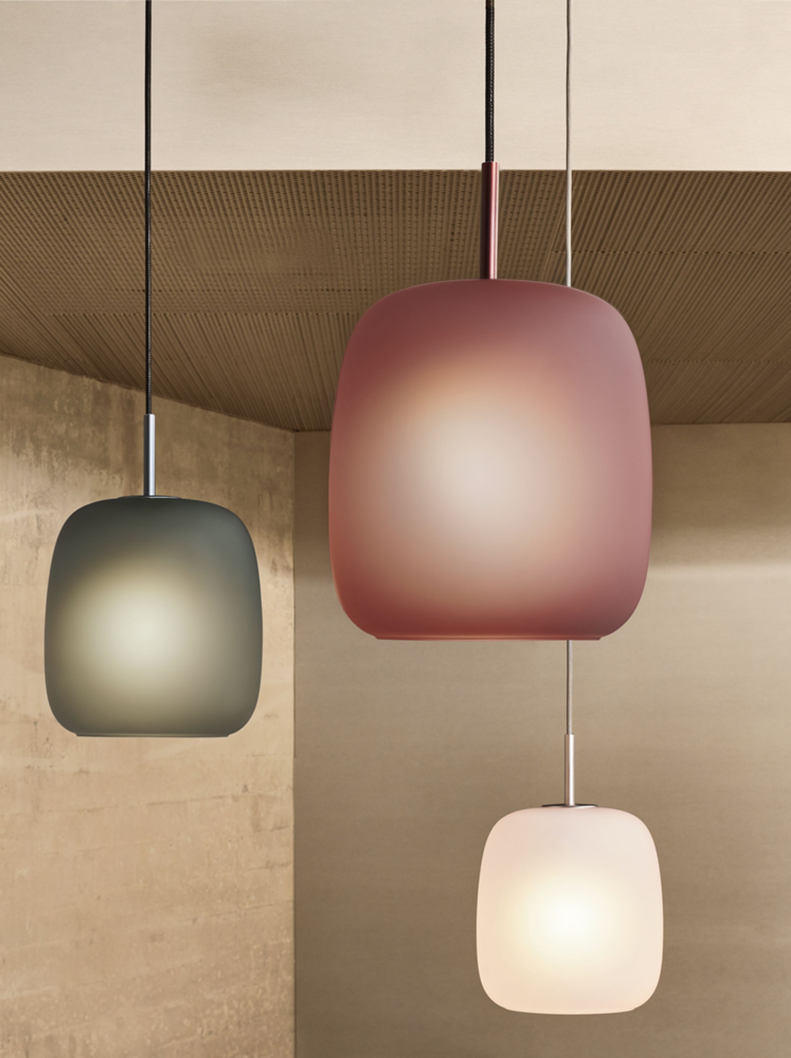 Fritz Hansen - - Maluma Pendant - Plum