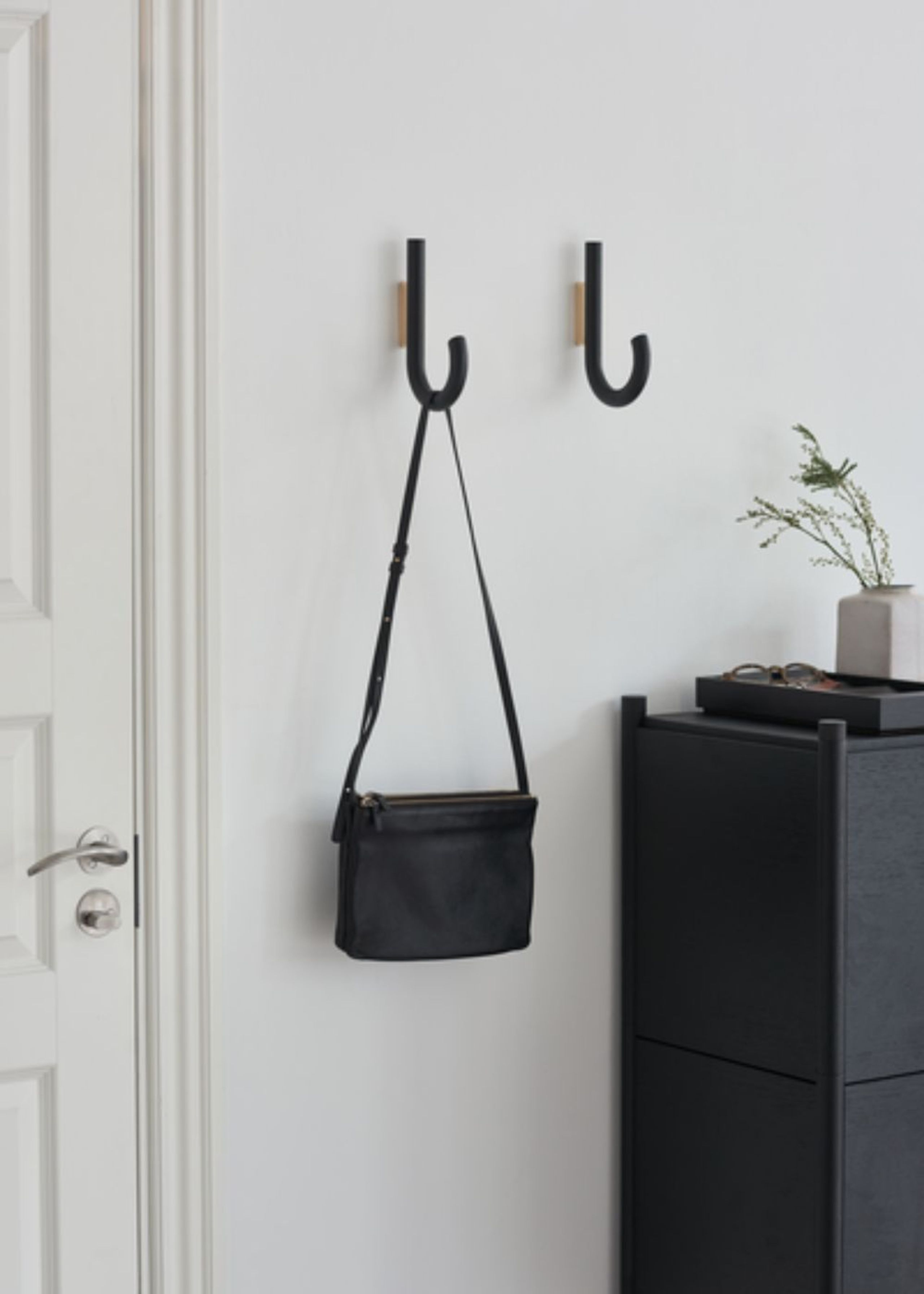 Gejst - Bügel - Hook Hanger - Oak hook / Brass wall mount