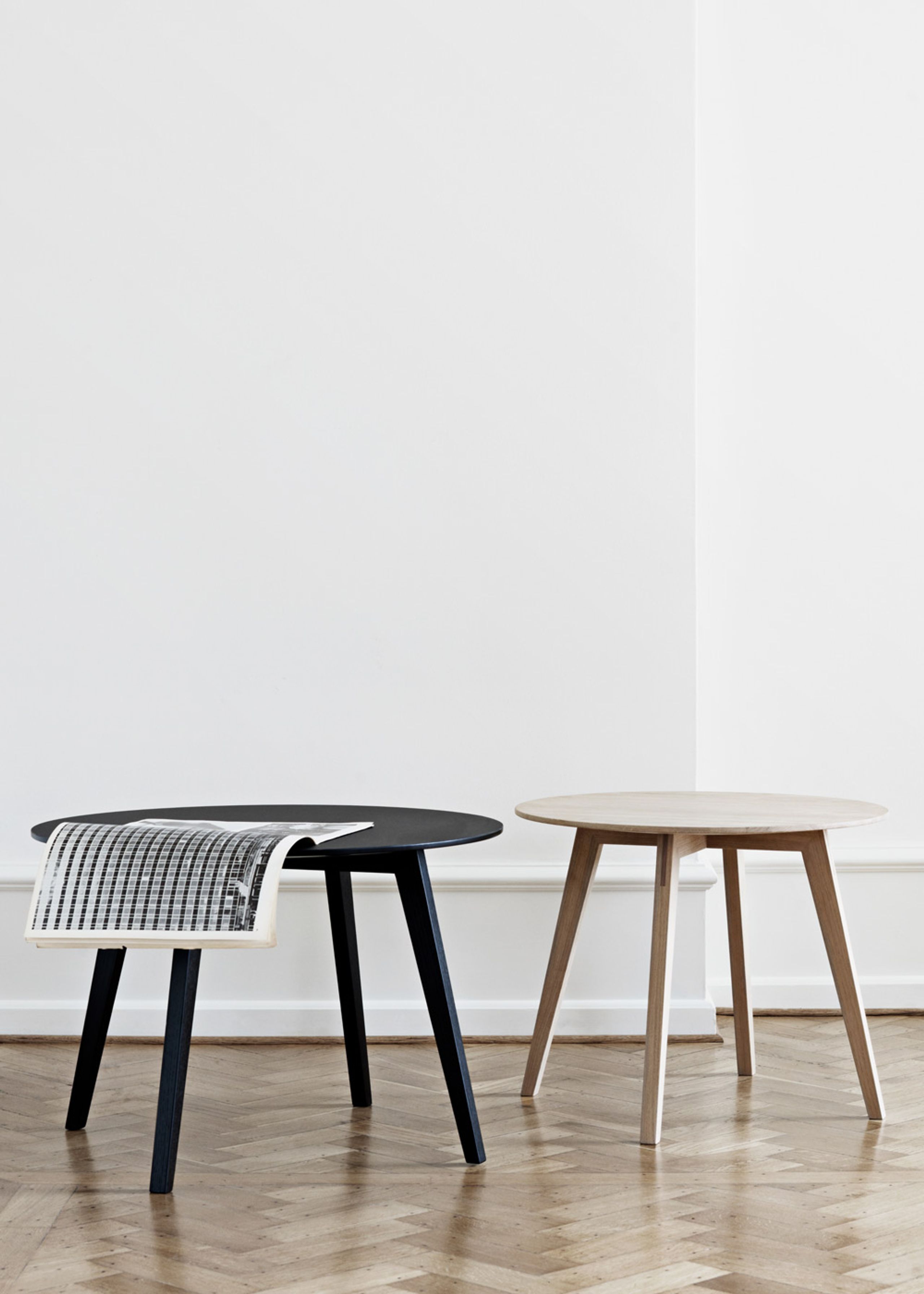 Getama - Table - Circle / Coffee table / by Blum & Balle - Small / Oak