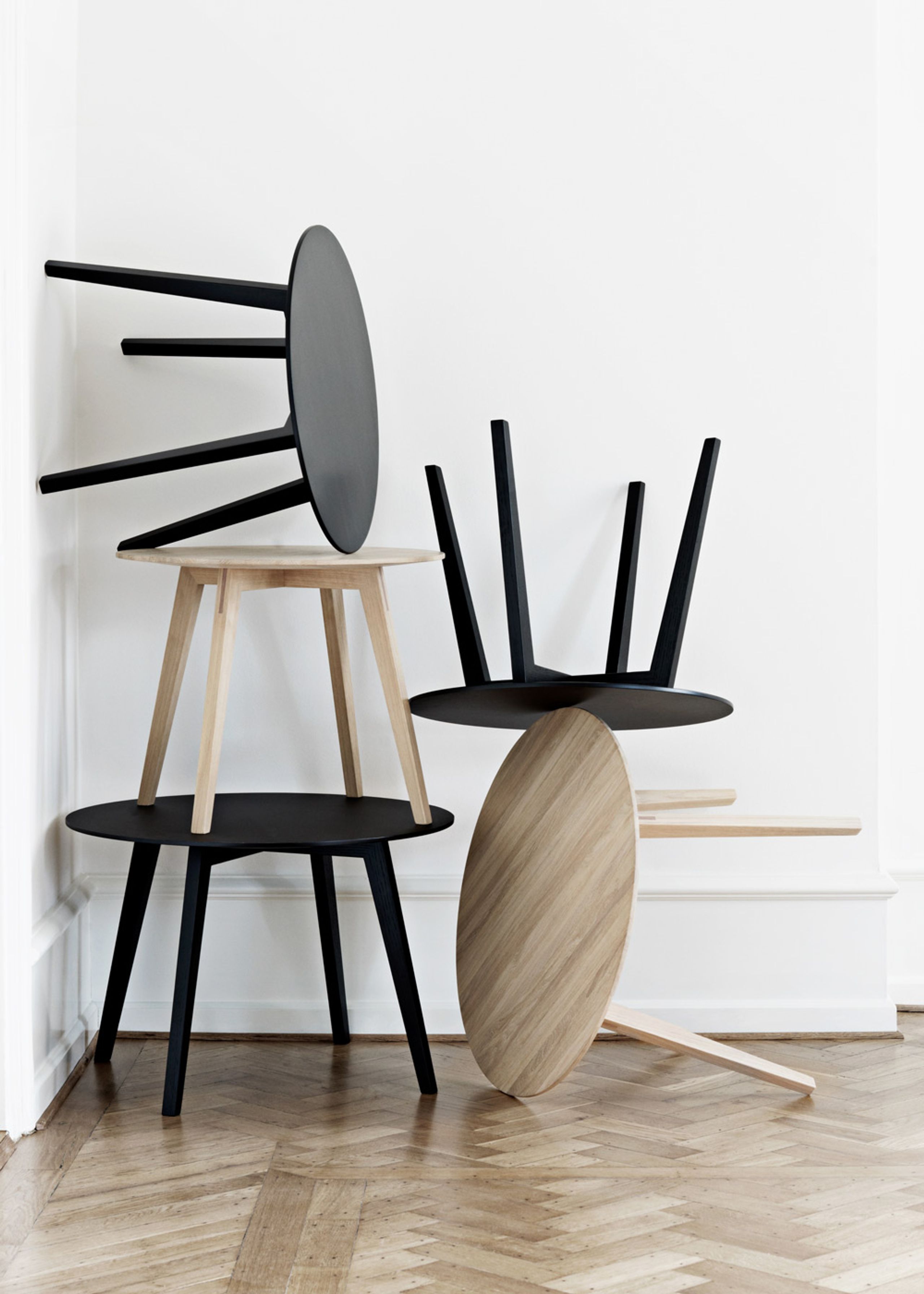 Getama - Table - Circle / Coffee table / by Blum & Balle - Small / Oak