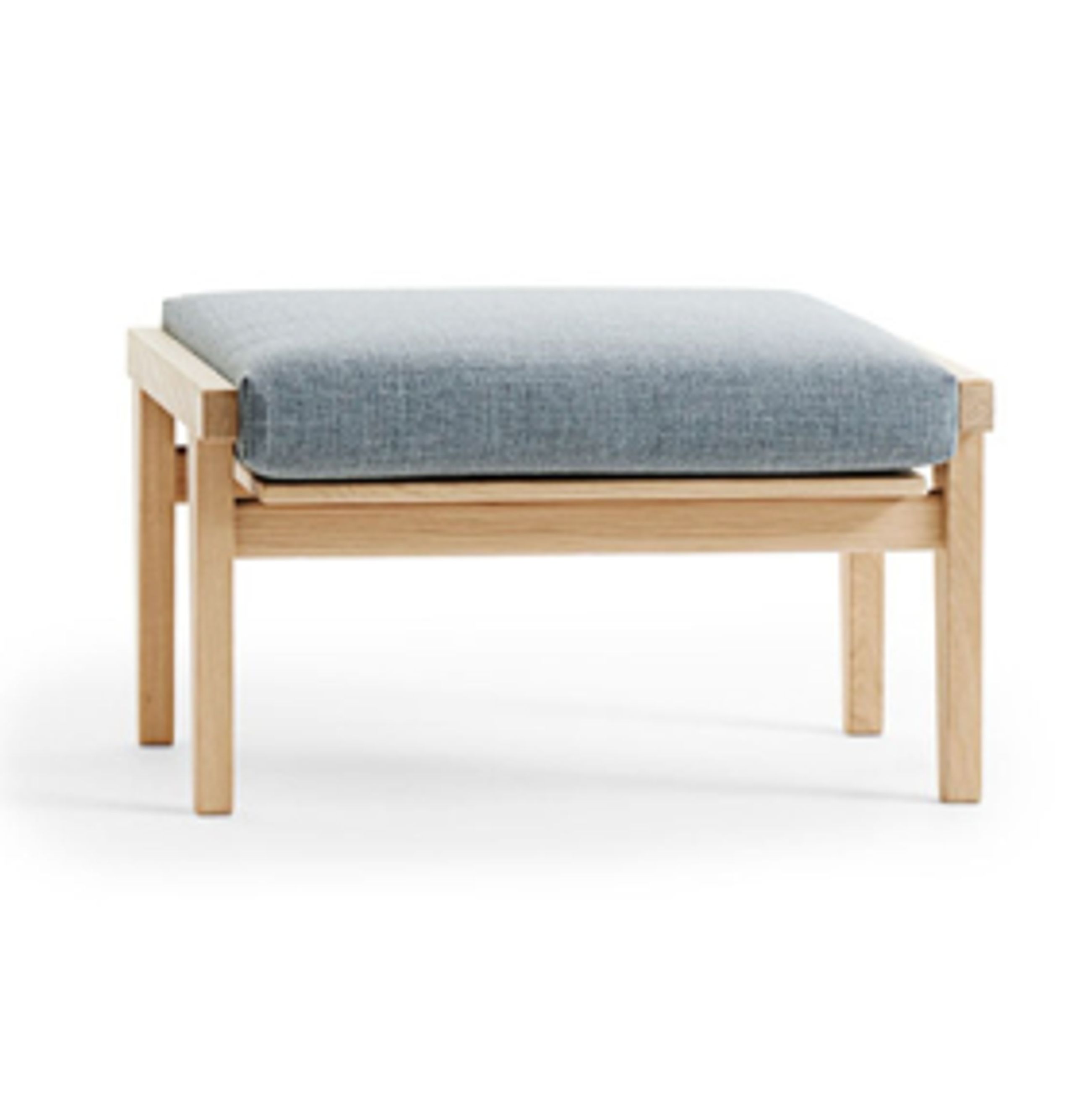 Getama - Poggiapiedi - GE375S / Foot Stool / by Hans J. Wegner - Oak