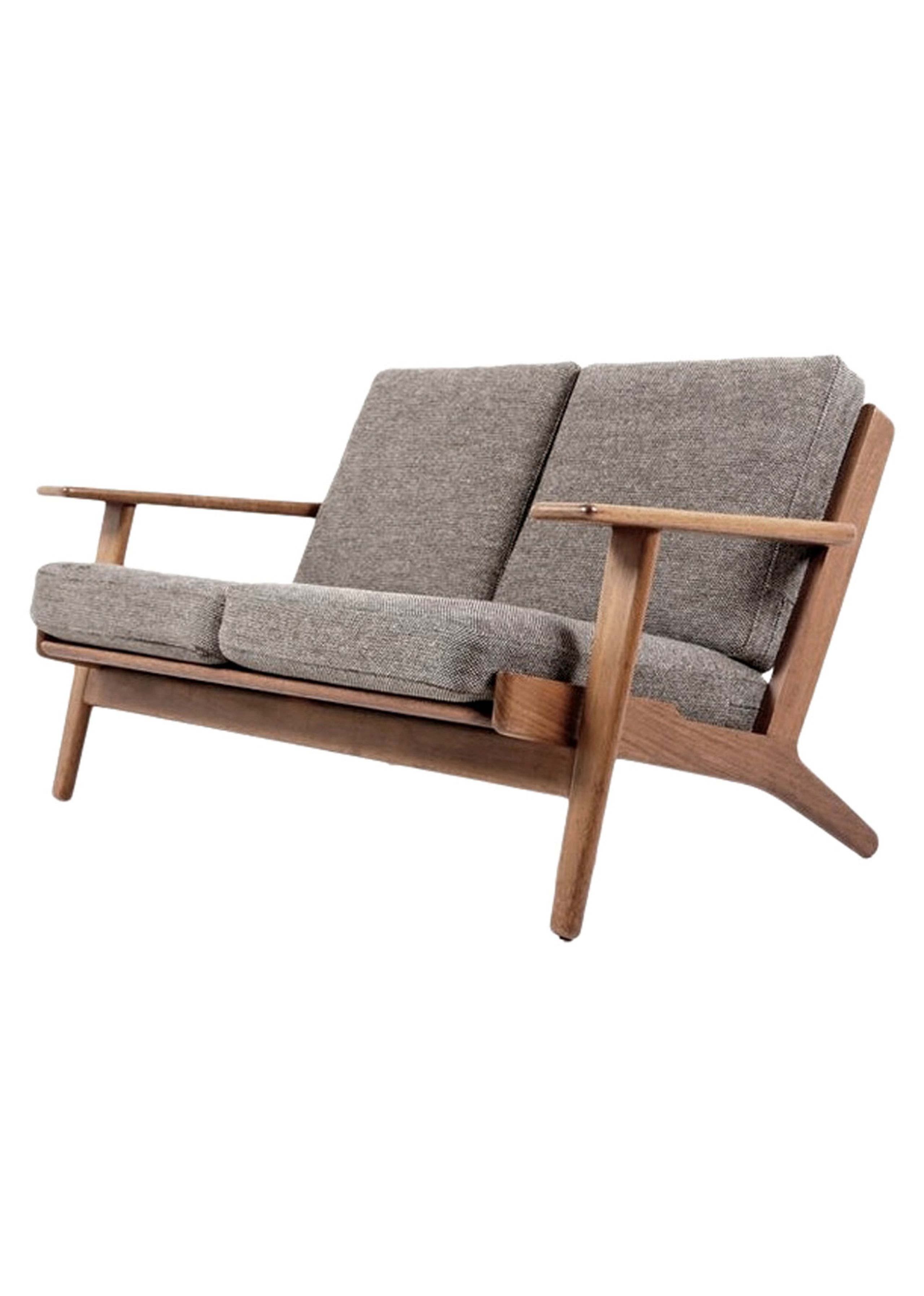 Getama - Sofa - GE290 / 2 seater / by Hans J. Wegner - Oak