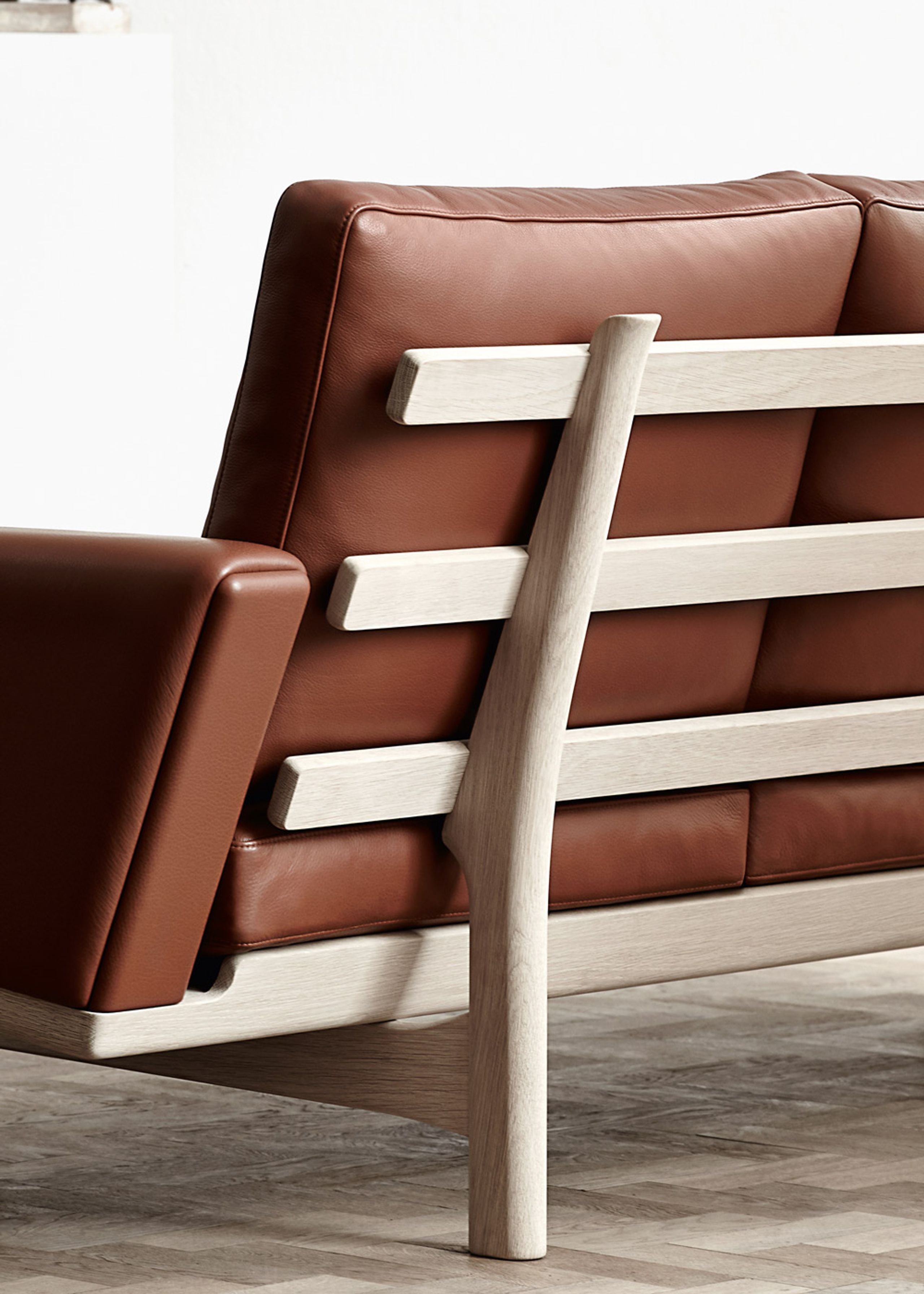 Getama - Divano - GE236 / 3 seater / Matrix / by Hans J. Wegner - Oak