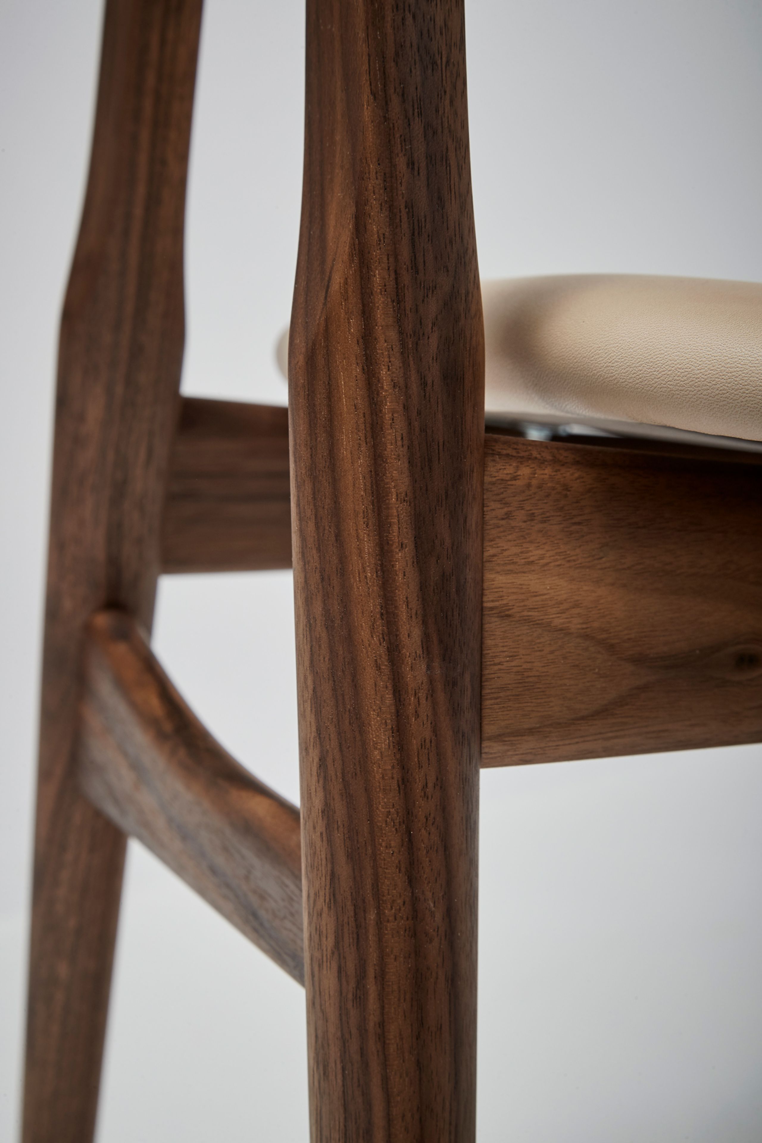 Getama - Spisebordsstol - GE525 U-Stolen af Hans J. Wegner - Black Beech / Canvas 254