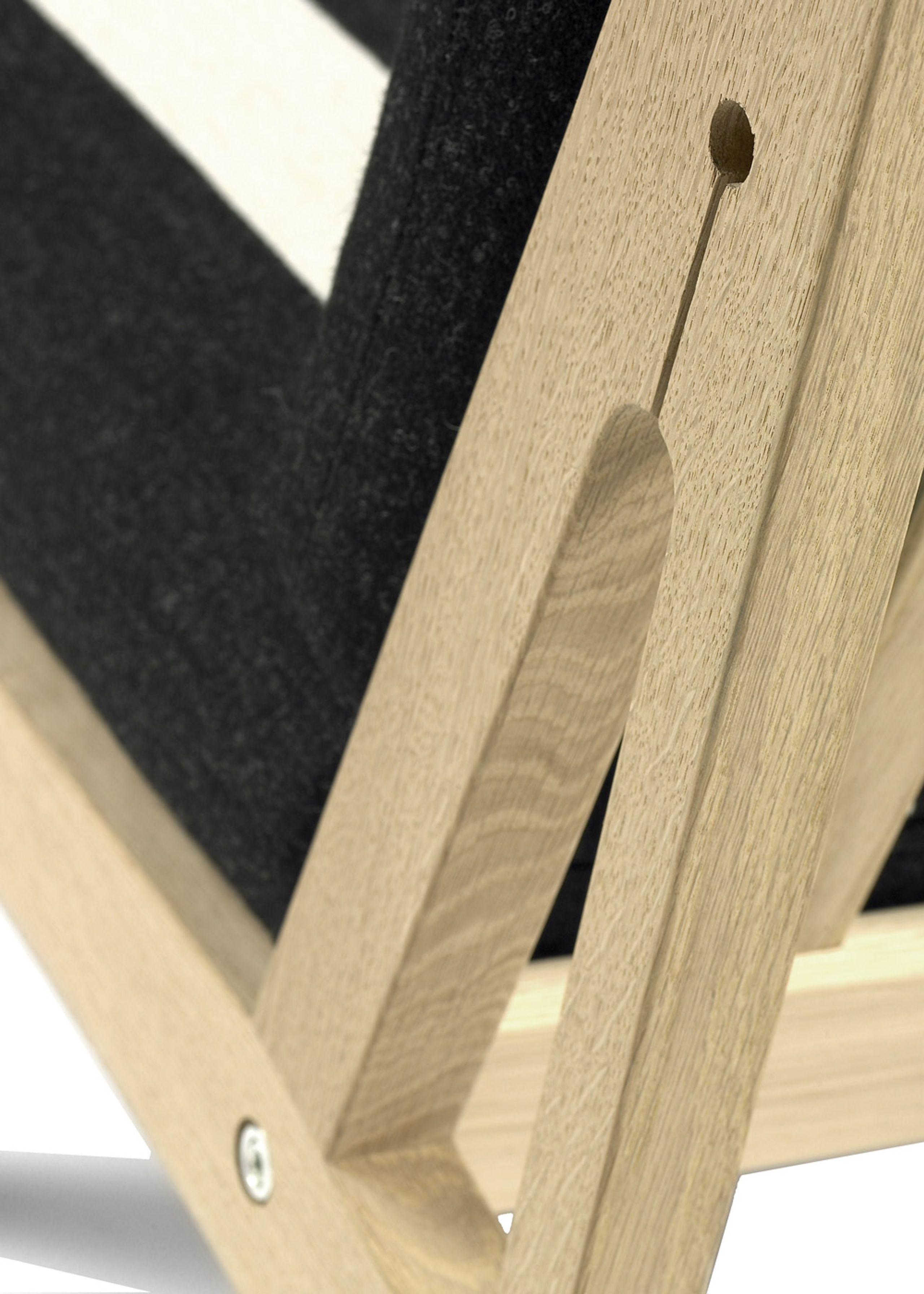 Getama - Stol - GE370 / Høj stol / af Hans J. Wegner - Egetræ