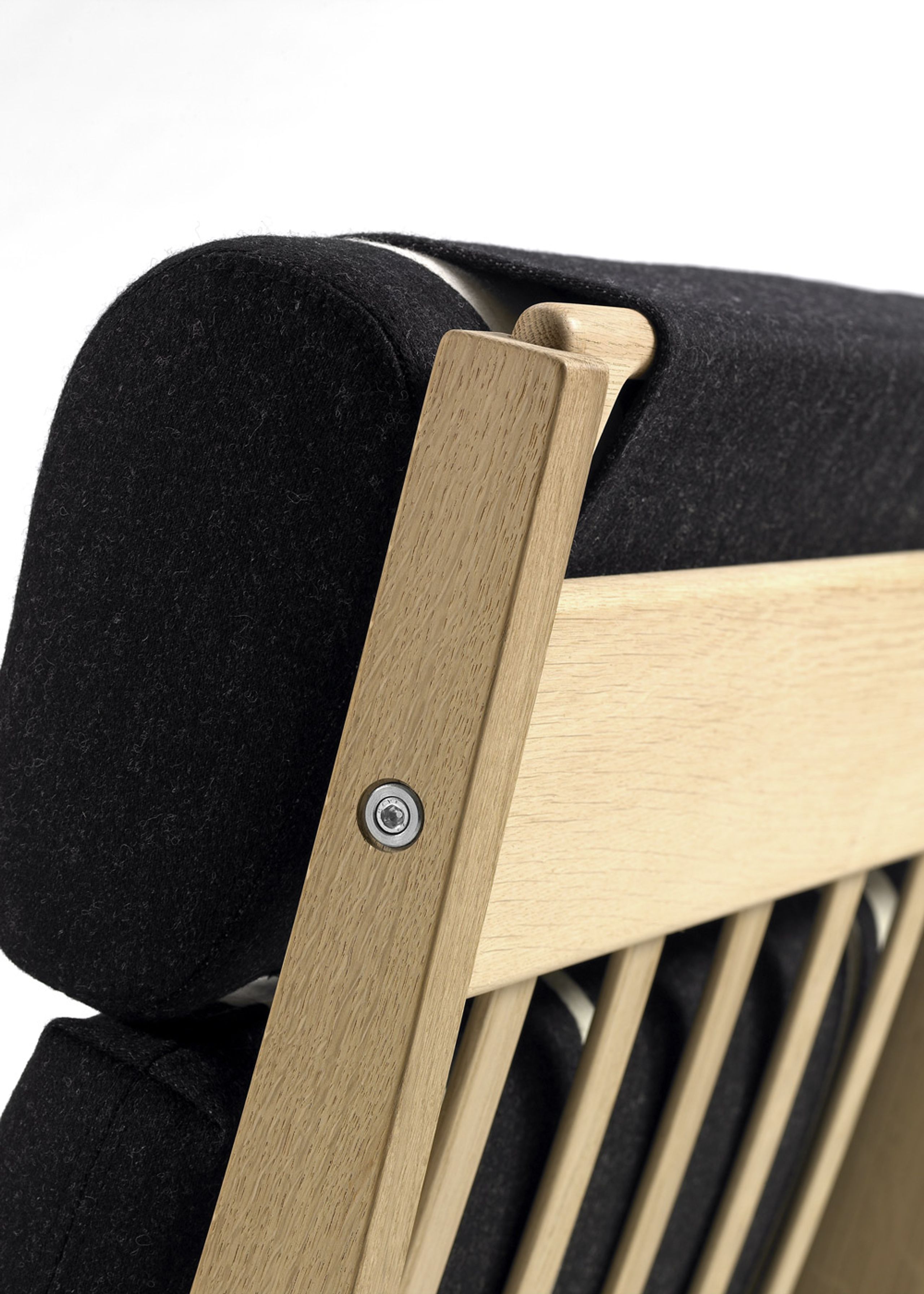 Getama - Stol - GE370 / Høj stol / af Hans J. Wegner - Egetræ