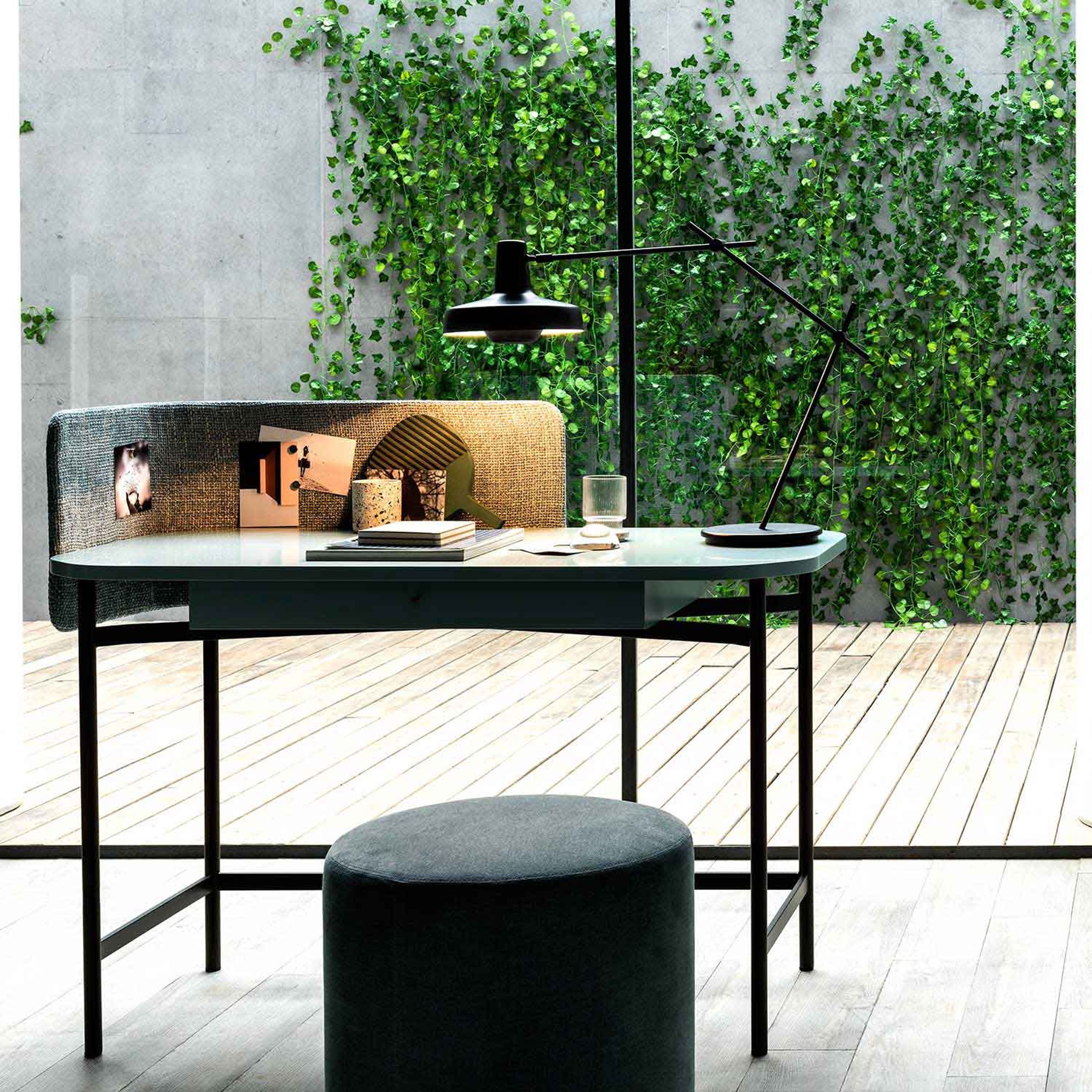 Grupa - Pendant Lamp - Arigato table lamp - Black