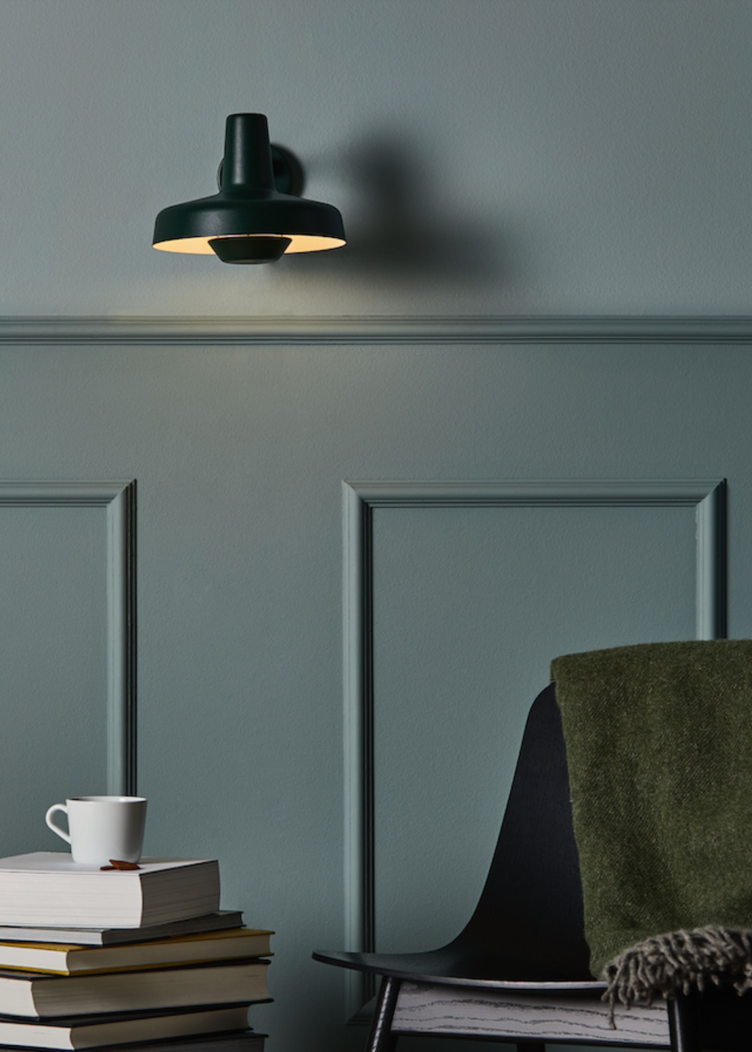 Grupa - Pendolo - Arigato wall lamp - Blue - Extra Short wall