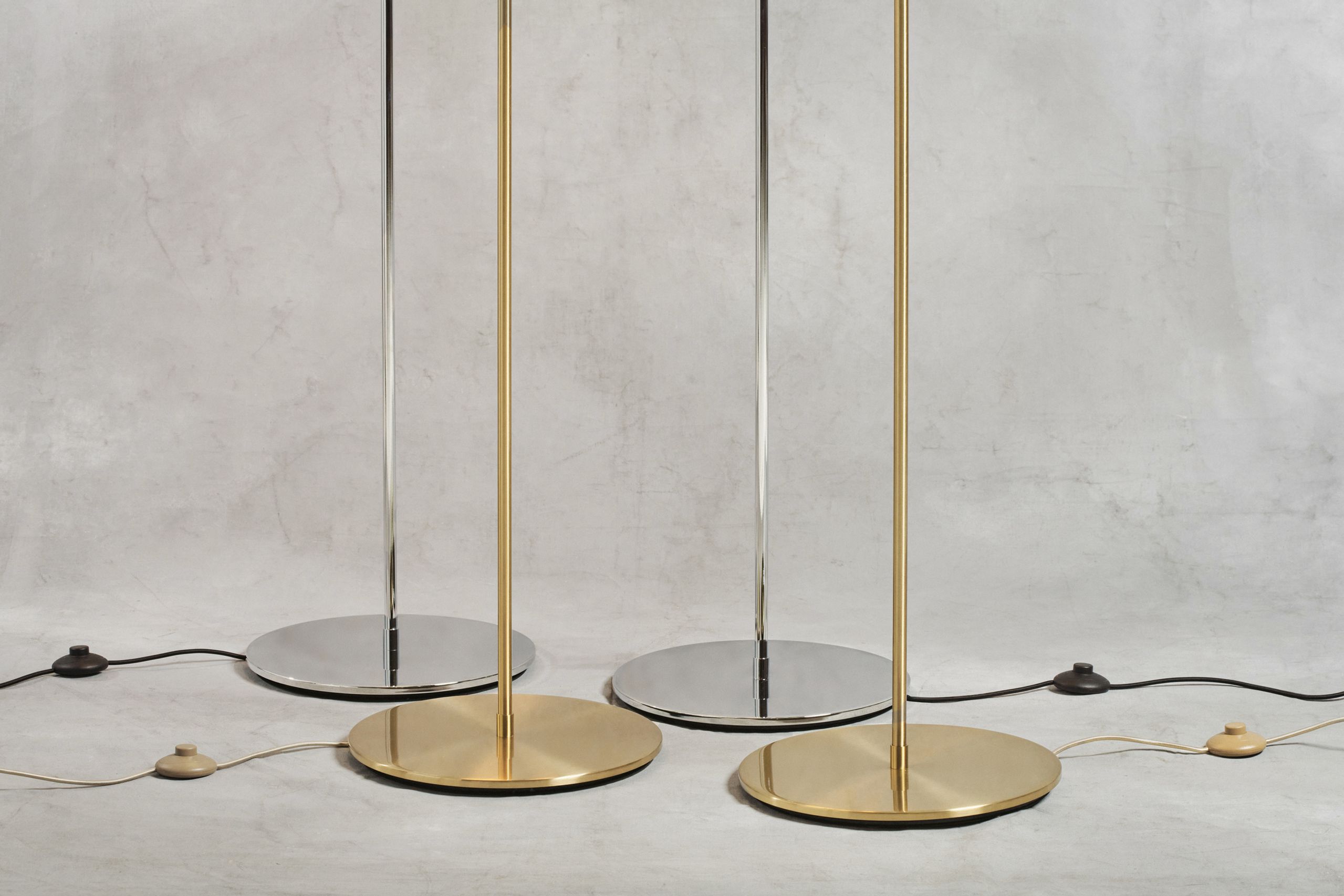 GUBI - Gulvlampe - Multi-Lite Floor Lamp - Base: Chrome / Shade: Chrome