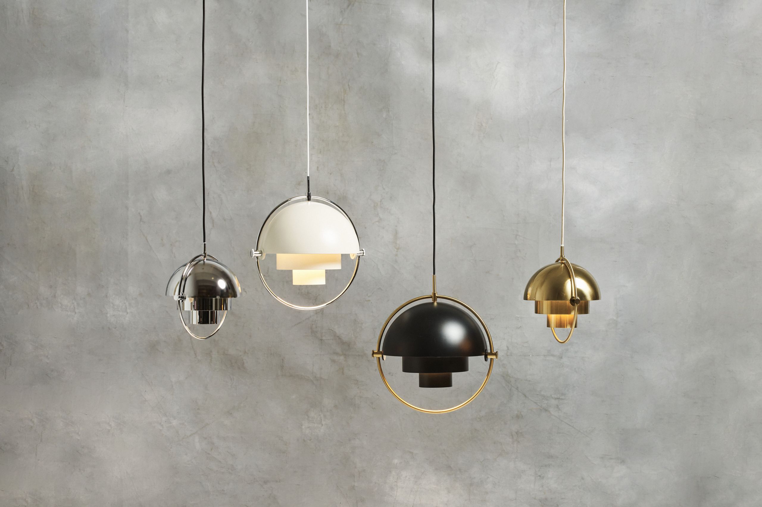 GUBI - Pendel - Multi-Lite Pendant - Base: Brass / Shade: Sea Grey Semi Matt