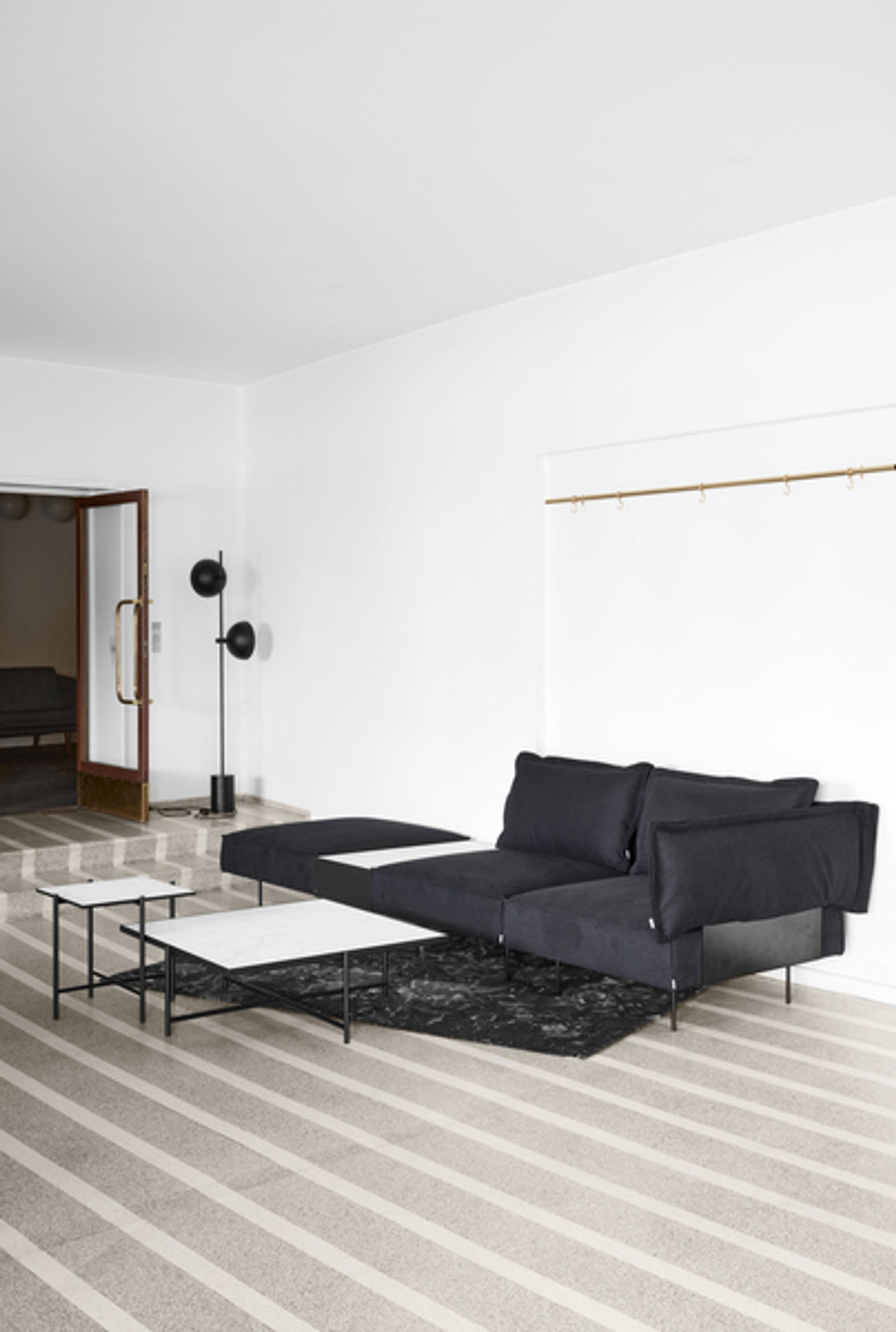 Handvärk - Coussin - The Modular Sofa - Loose Pillow by Emil Thorup - Dark grey