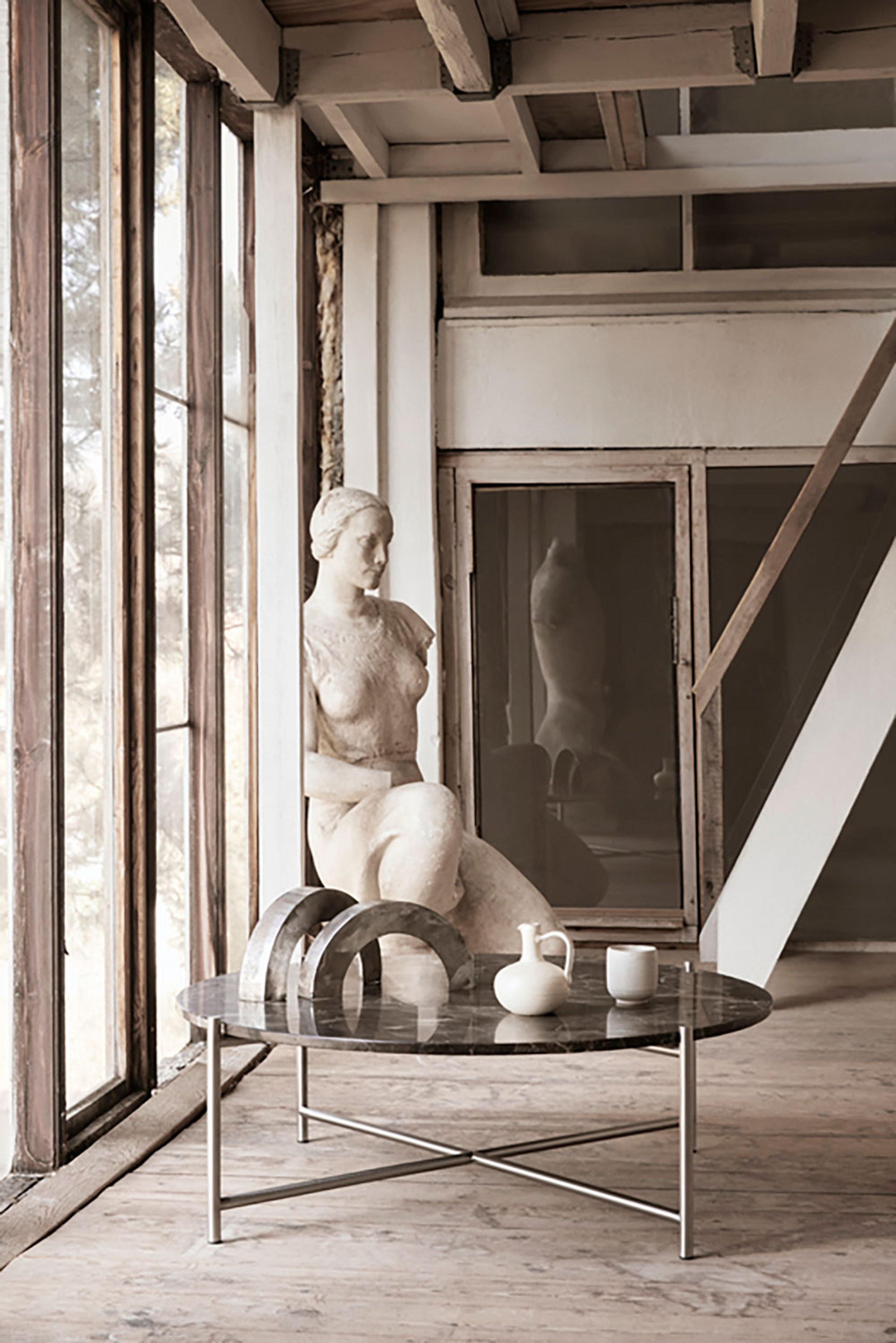 Handvärk - Coffee table - Round Coffee Table - Brown Marble/Black 90