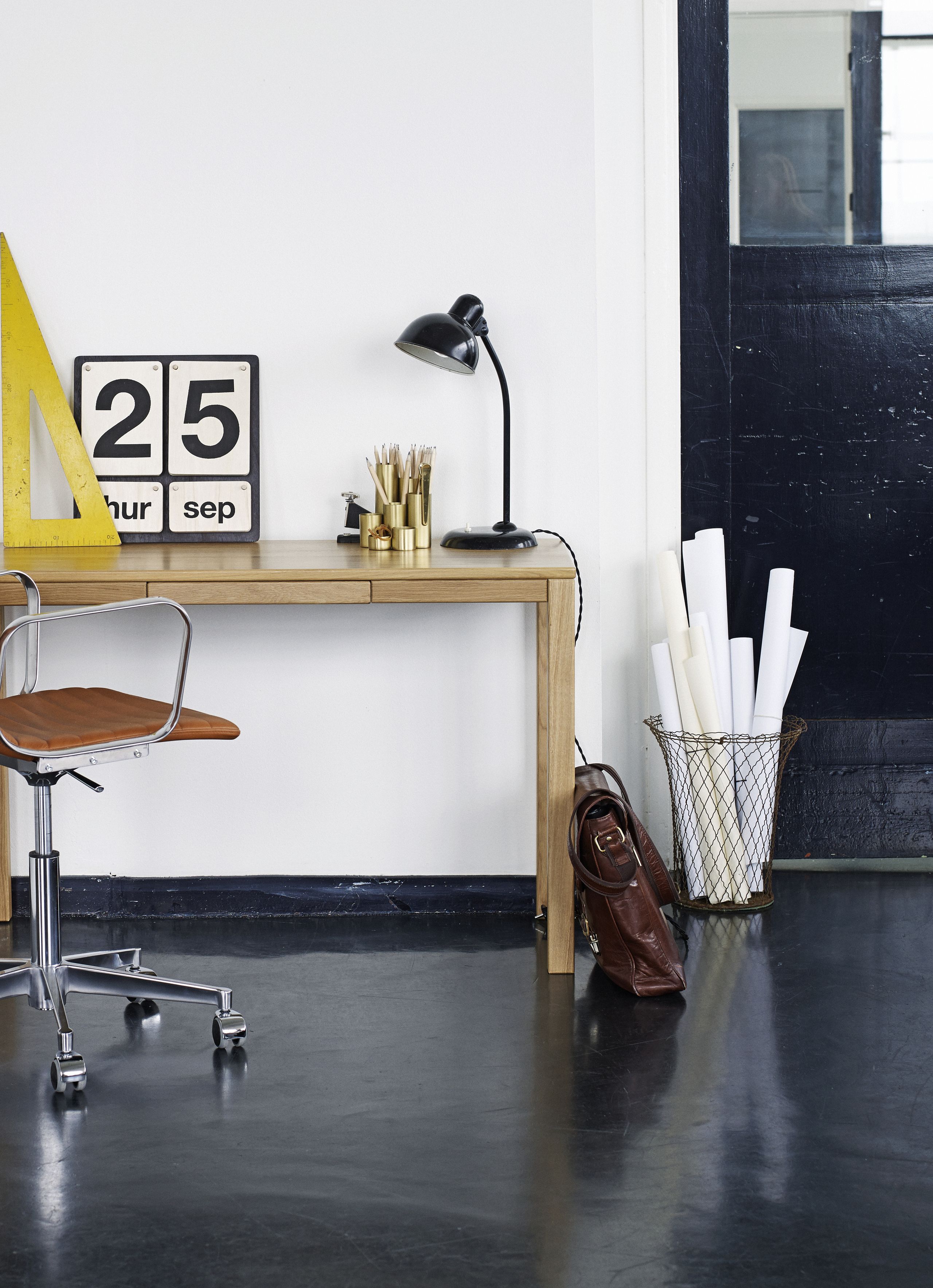 Haslev Møbelsnedkeri - Pracovný stôl - Klassik Desk - Oiled Oak