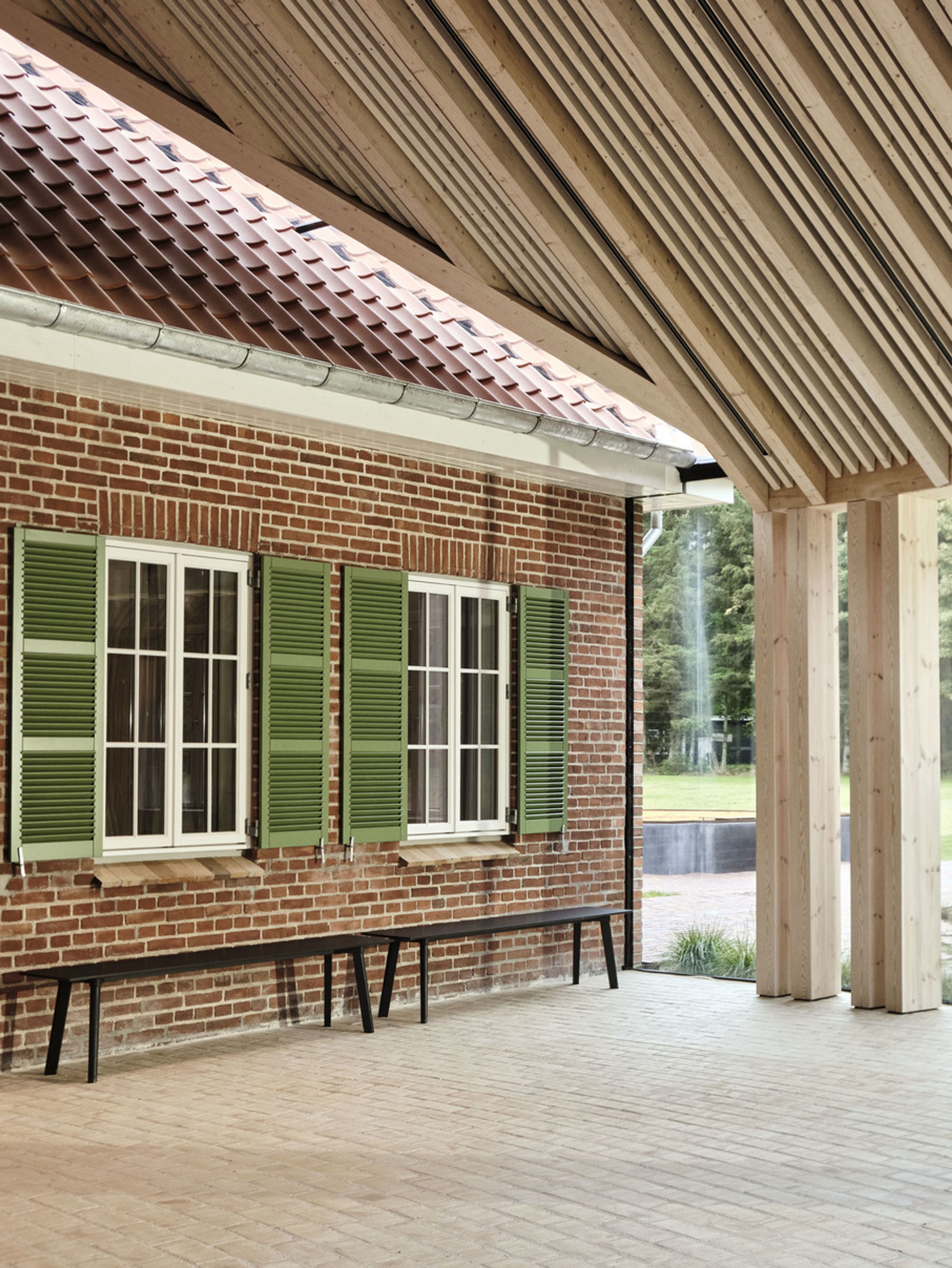 HAY - Bench - CPH Deux 215 2.0 Bench - Pearl White Laminate / Untreated Beech - 140