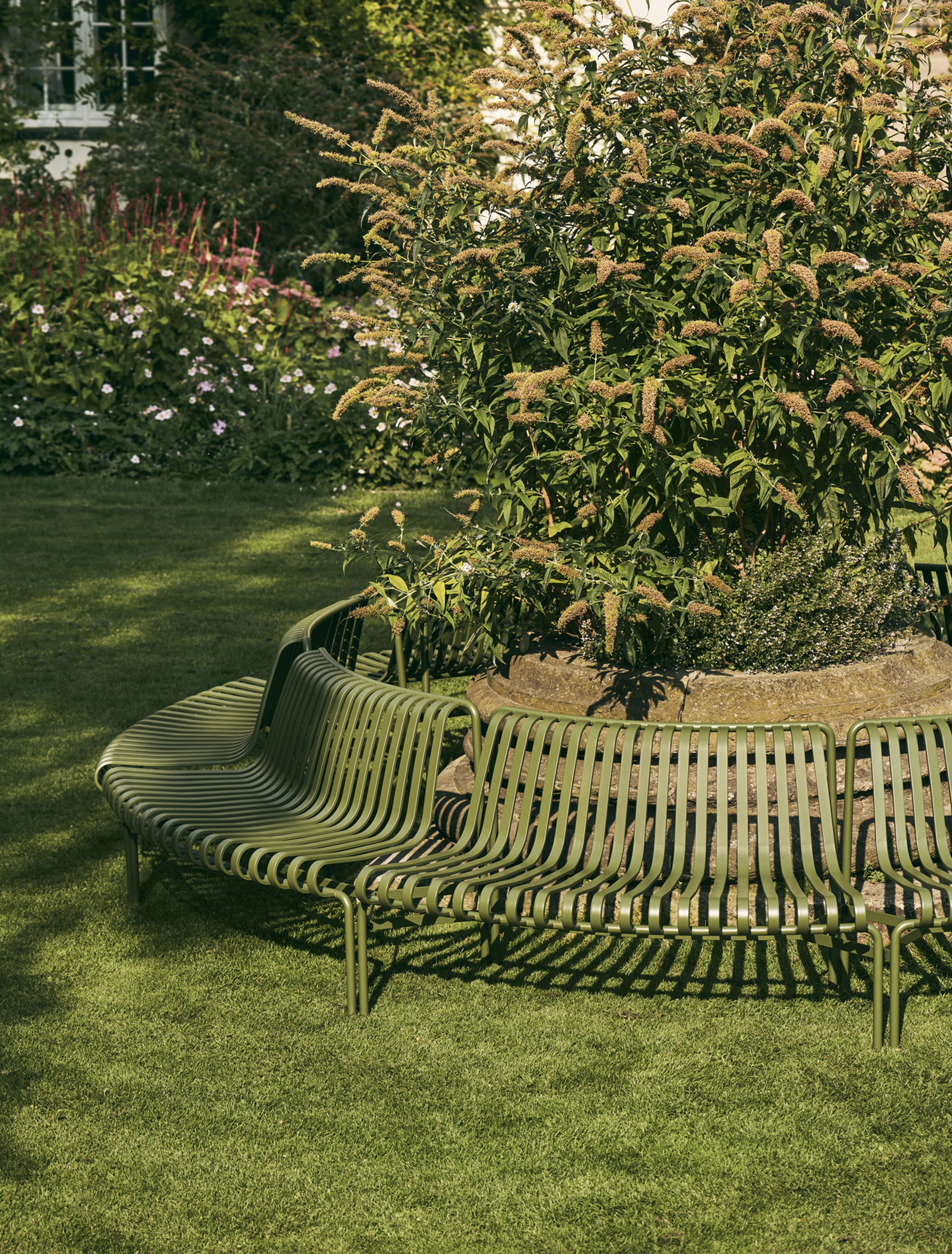 HAY - Bank - Palissade park dining bench -out- add-on - Olive