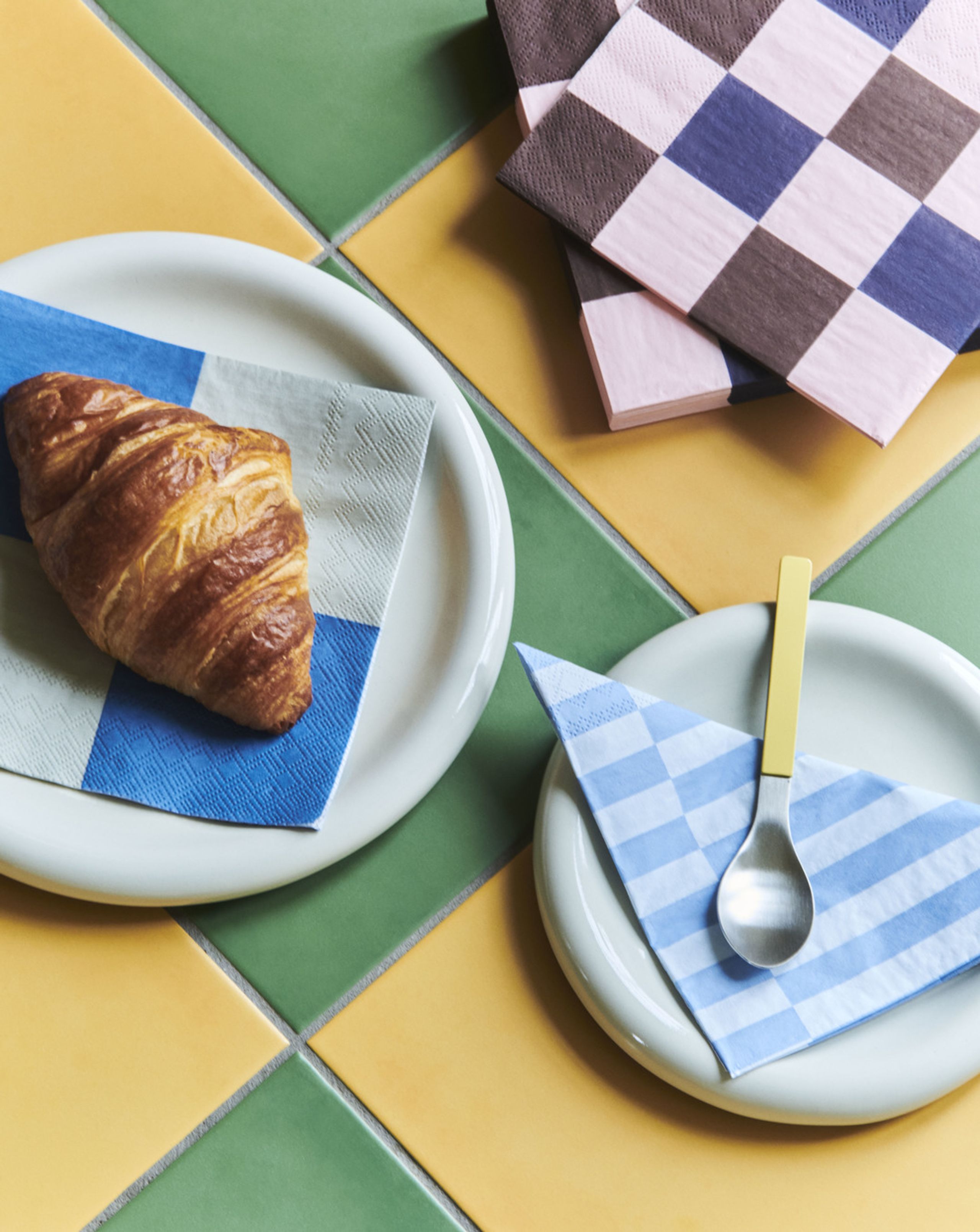 HAY - Bakplaat - Pattern Napkins - Off-white and Blues - Medium Check / Set of 20 - Dinner