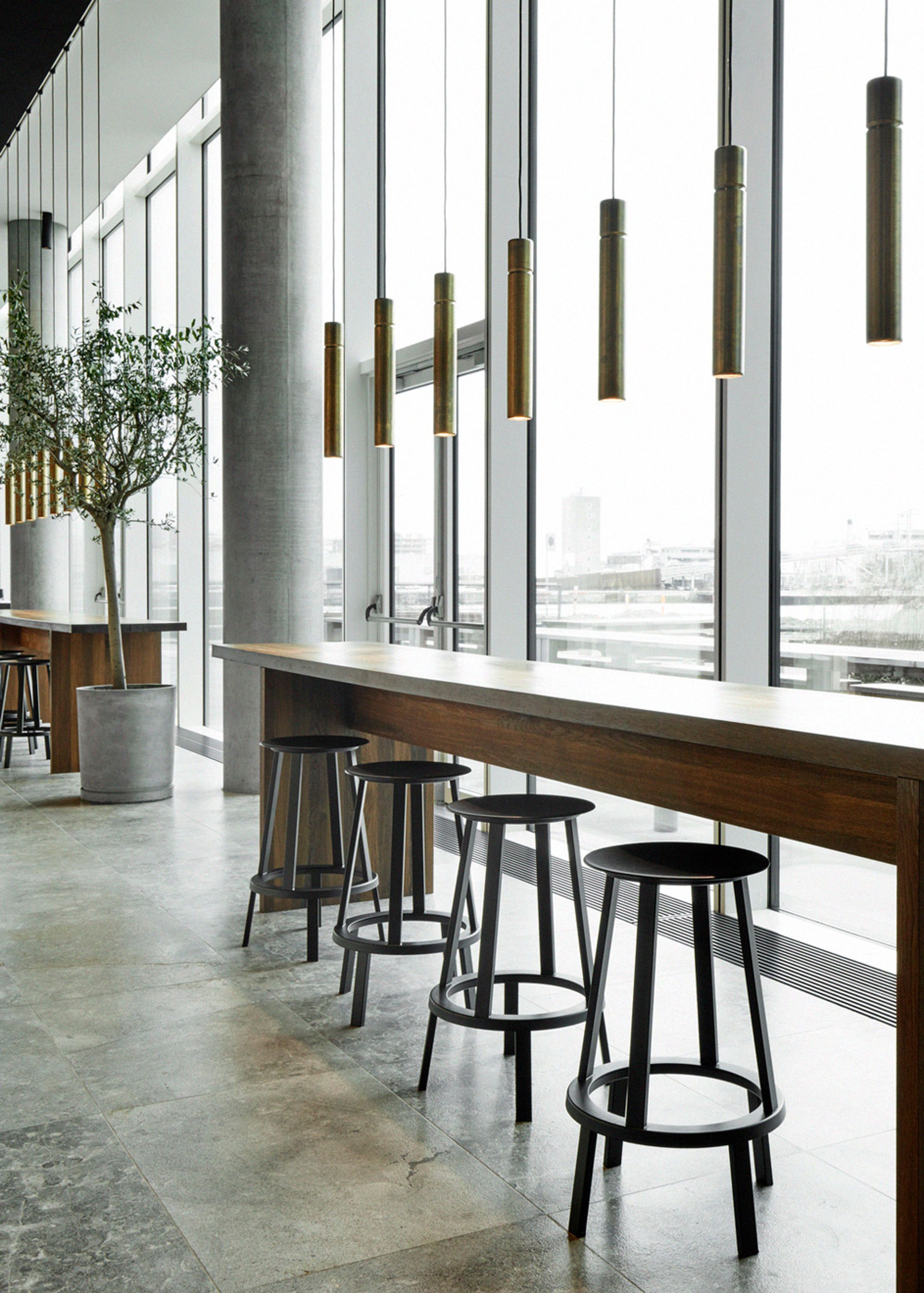 HAY - Barstol - REVOLVER Bar Stool - High - Black