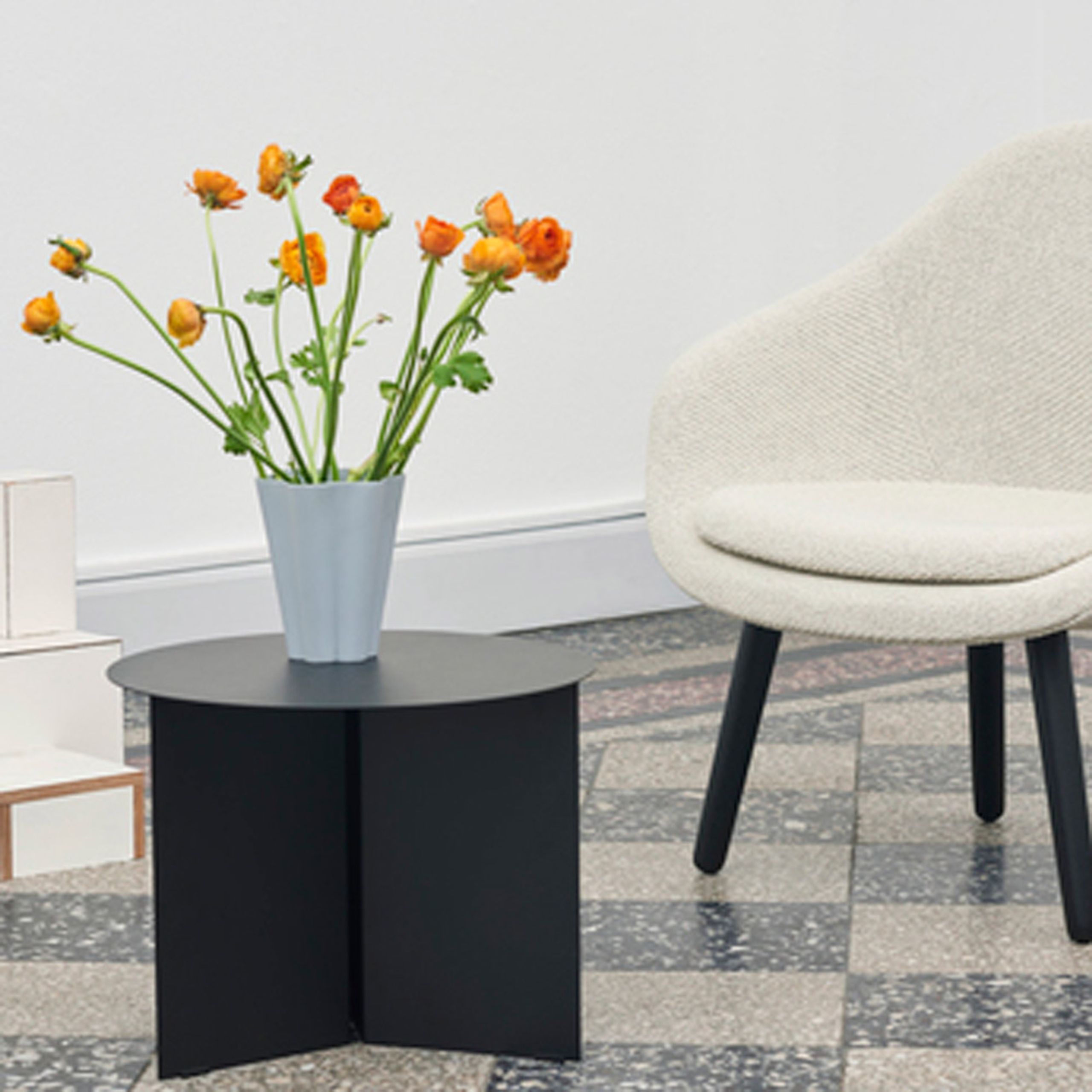 HAY - - Slit Table Round - Black