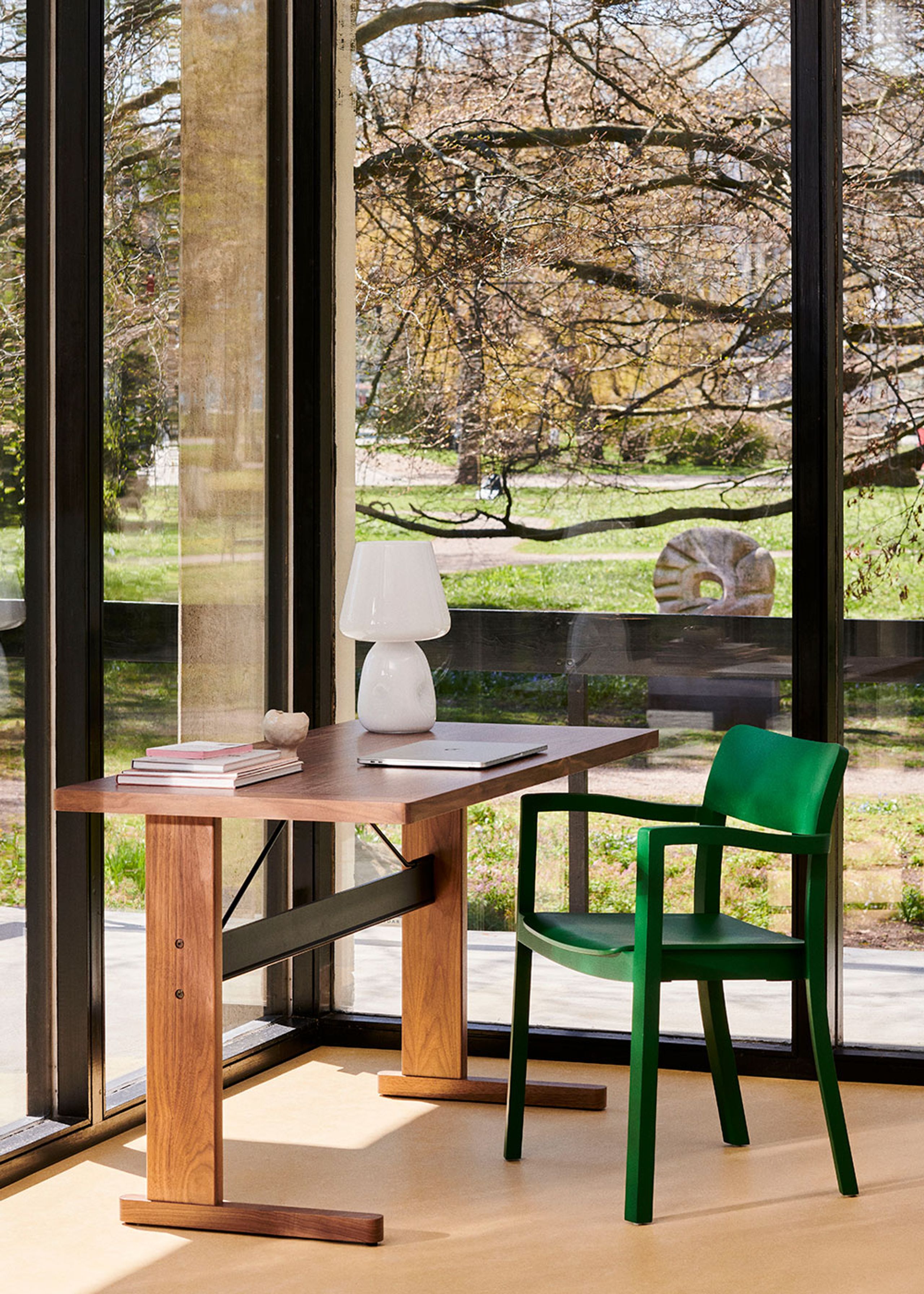 HAY - Candeeiro de mesa - Apollo Table Lamp Shade - Opal Glass Cork