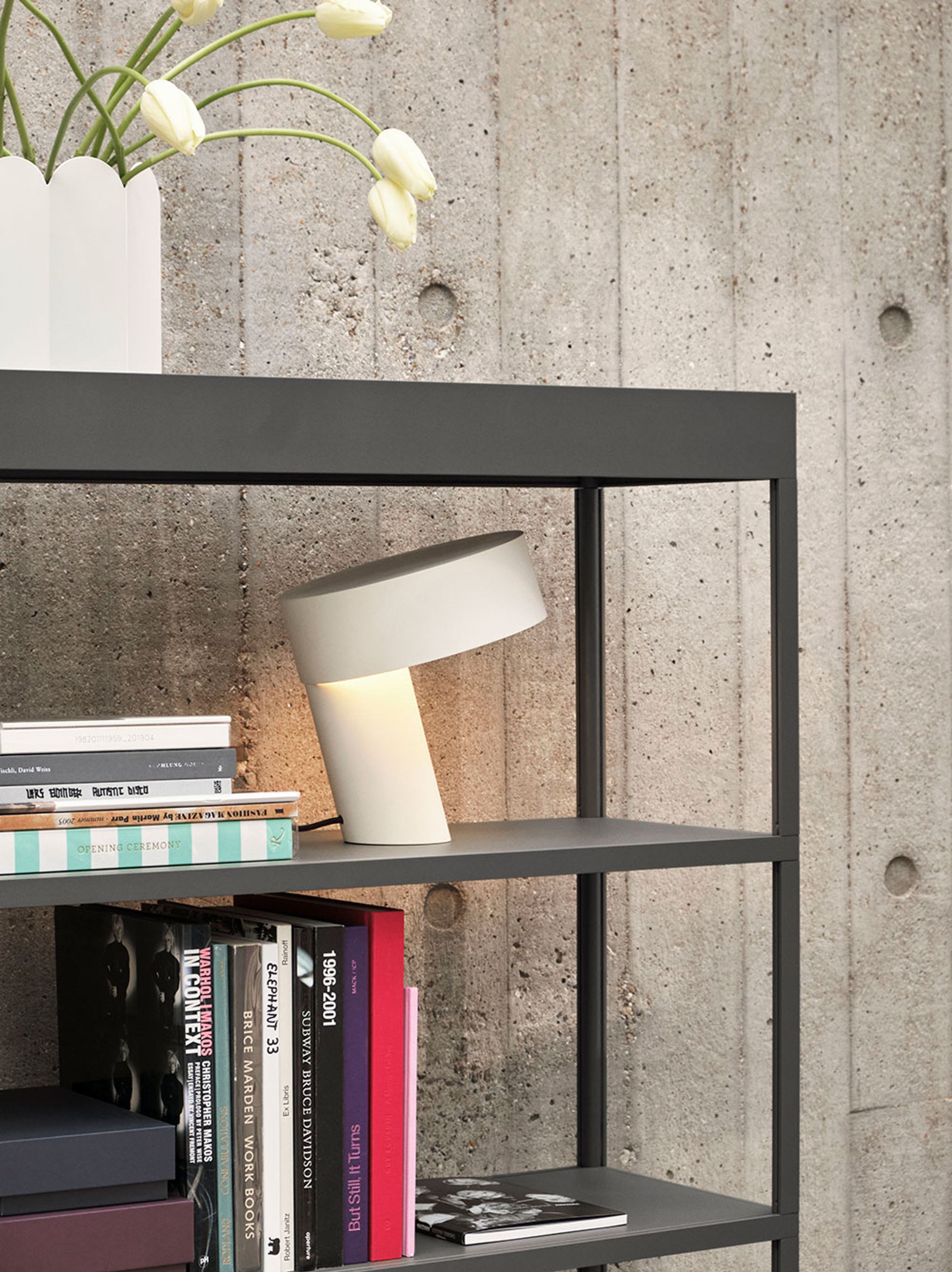 HAY - Lampe de table - Slant Table Lamp - Soft Black