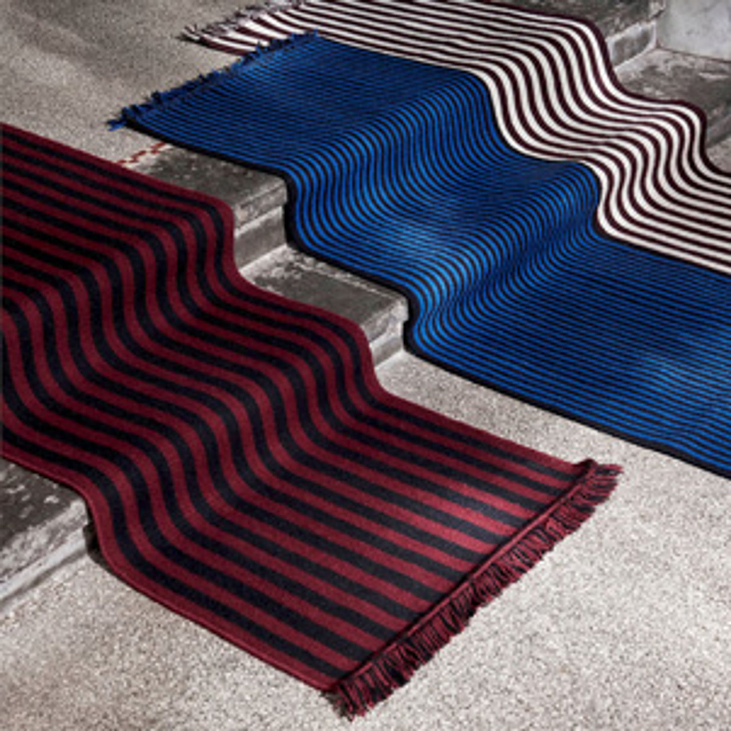 HAY - Koberec - Stripes & Stripes Wool Carpet - Blue - L95 x W52