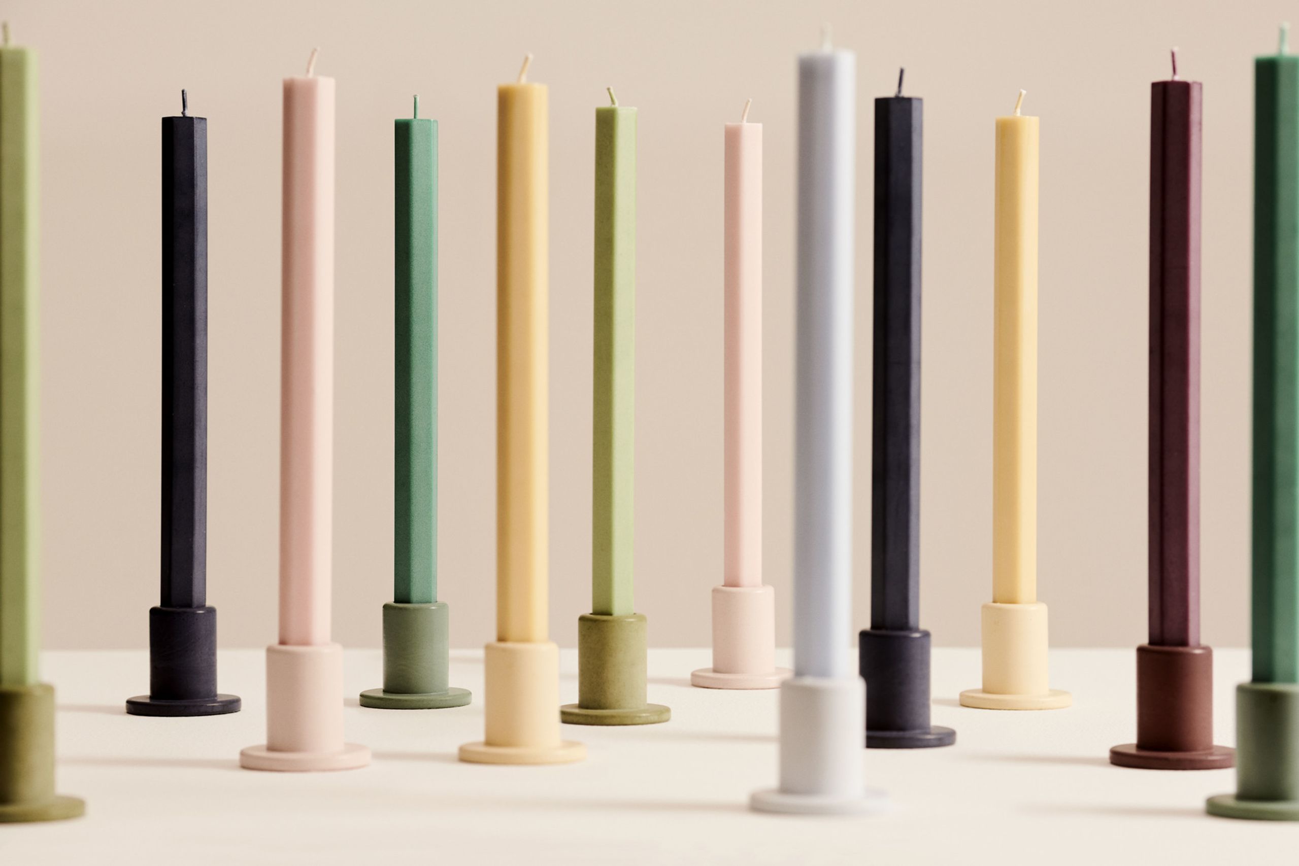 HAY - Havesofa - Tube Candleholder Concrete - Small - Bordeaux