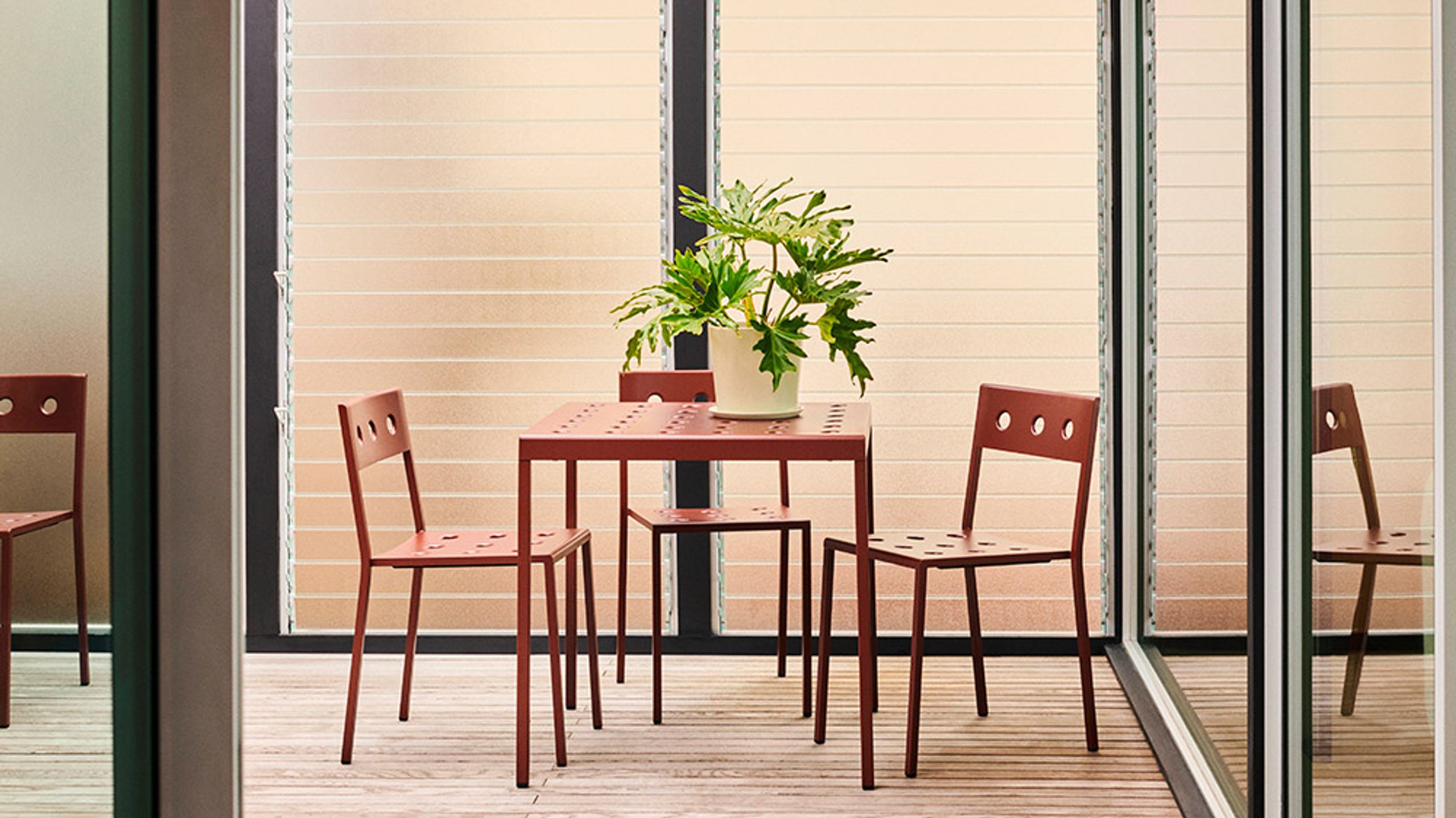 HAY - Garden chair - Balcony Chair - Iron Red