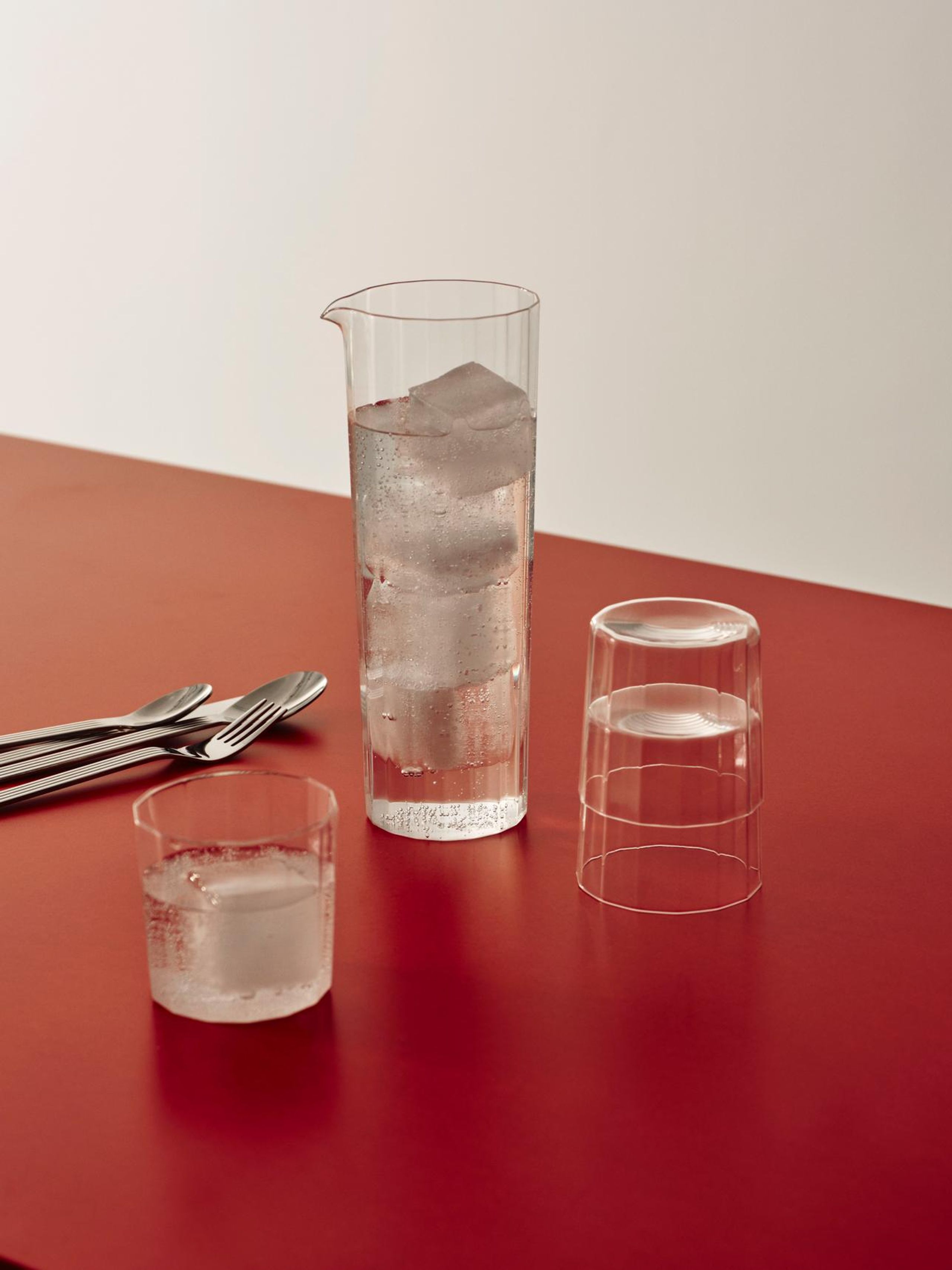 HAY - Carafe - Angle Carafe - Clear