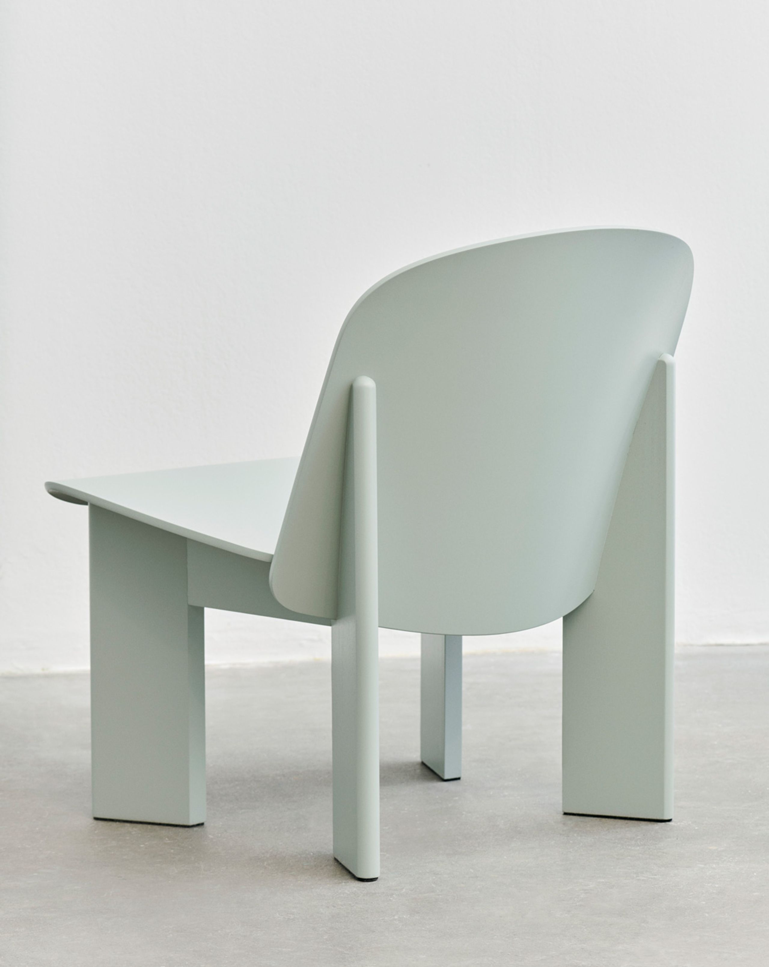 HAY - Lounge chair - Chisel Lounge Chair | Front Upholstery - Eucalyptus Lacquered Beech / Metaphor 023