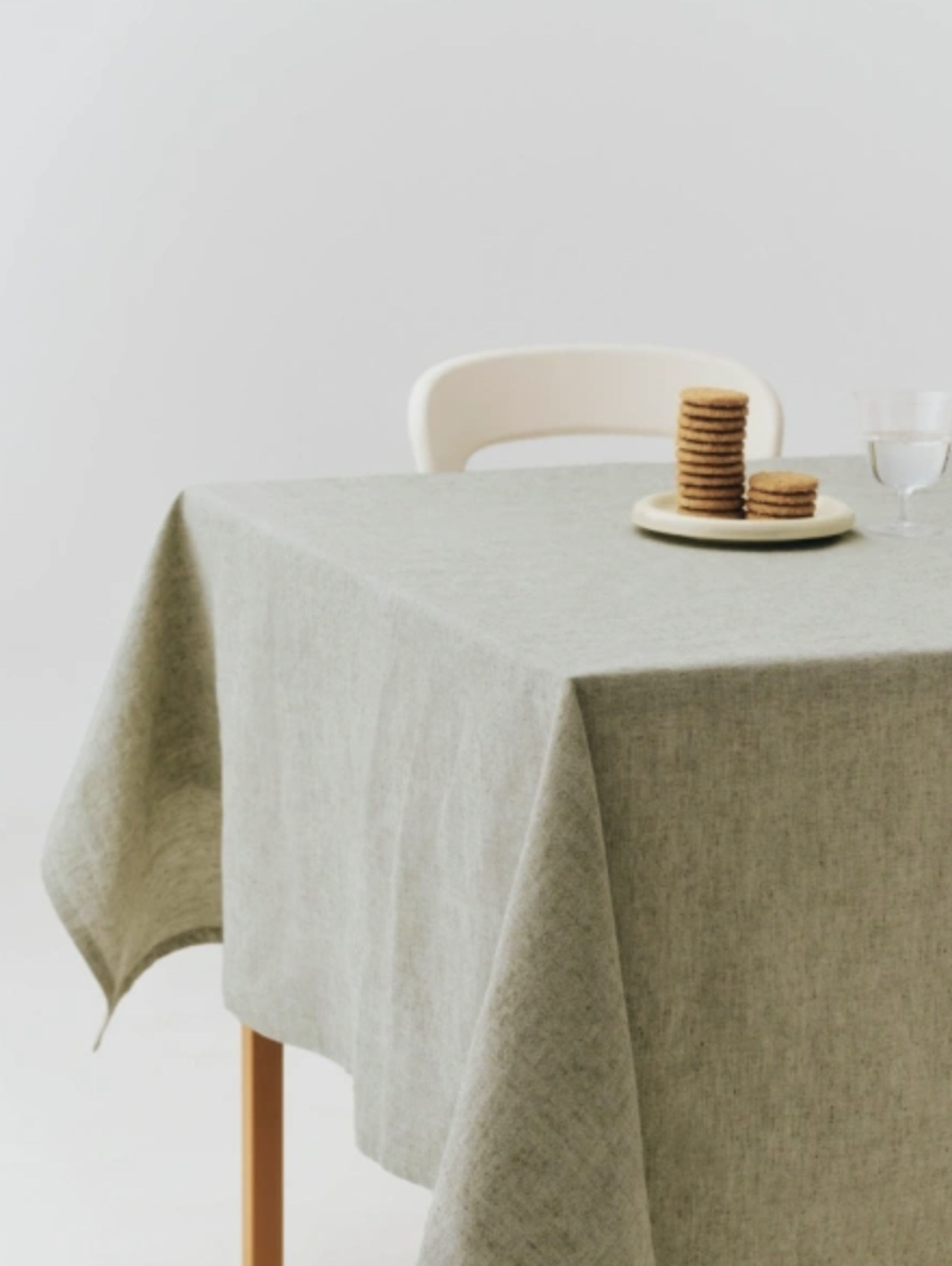 HAY - Tischtuch - Terrazza Tablecloth - L230 - Soft olive